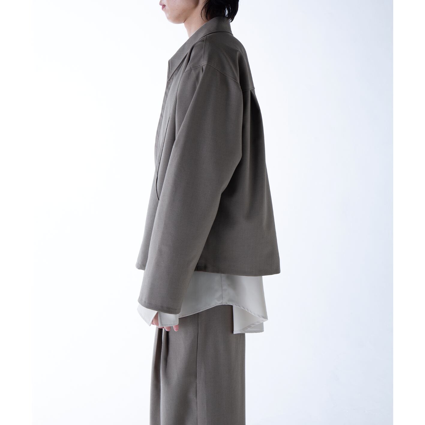 model:179cm / Lサイズ着用