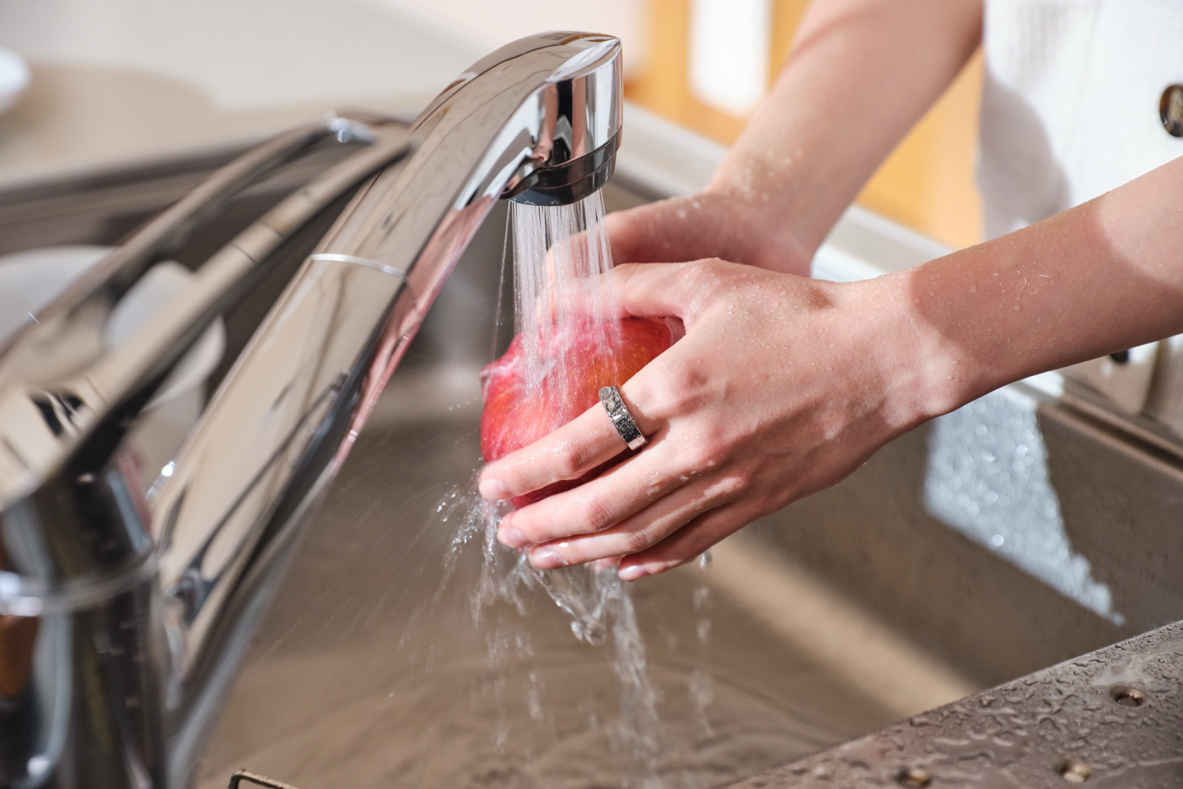 入浴や水仕事でも問題なく使用可能