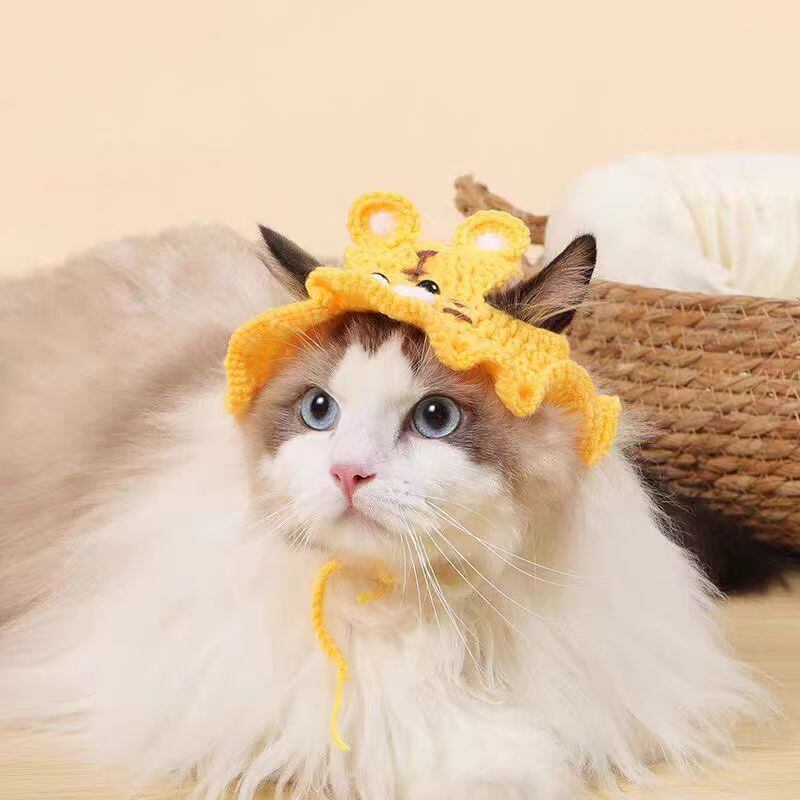 イエロー