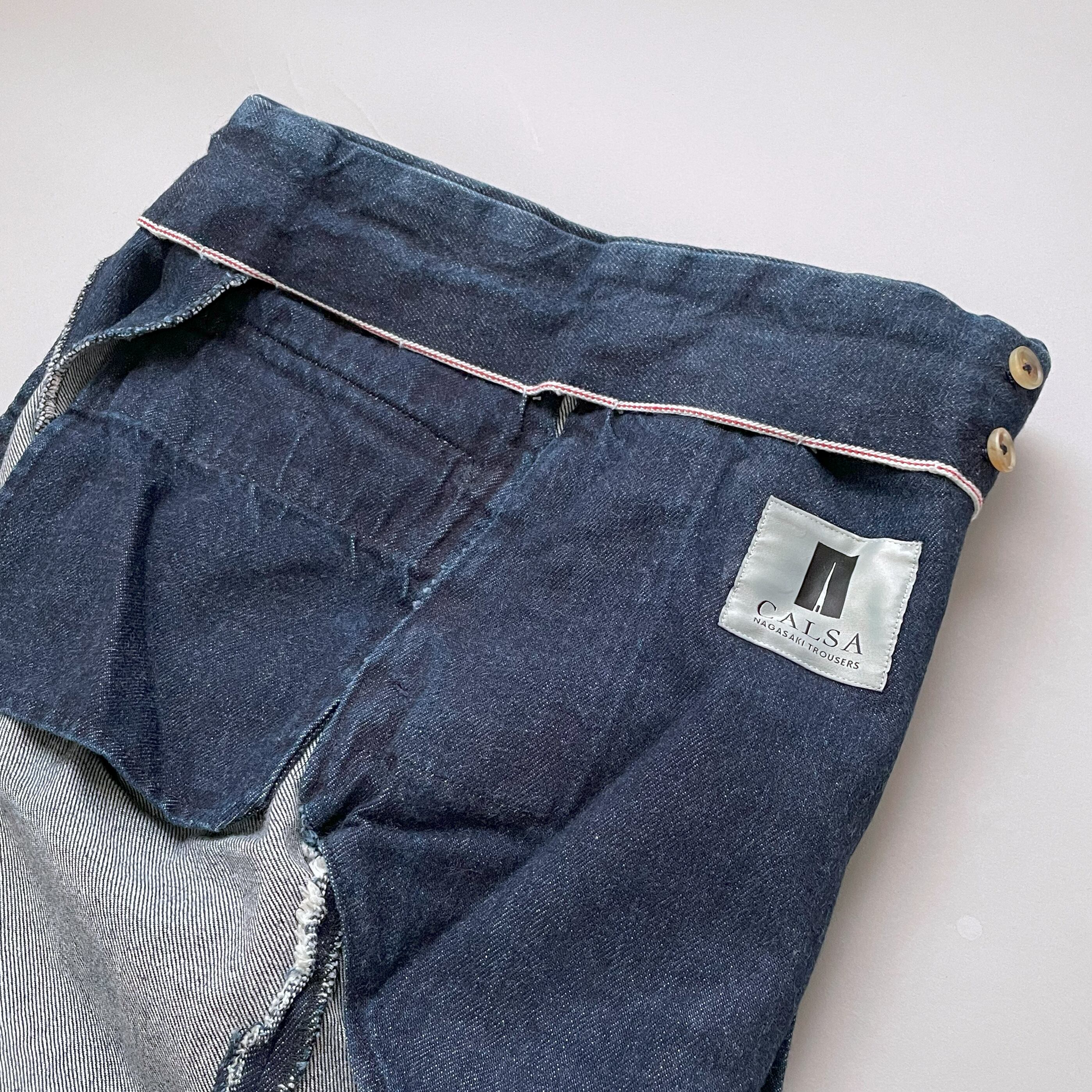 着用後（色落ち後）（裏側）＜おおよそ１年後＞