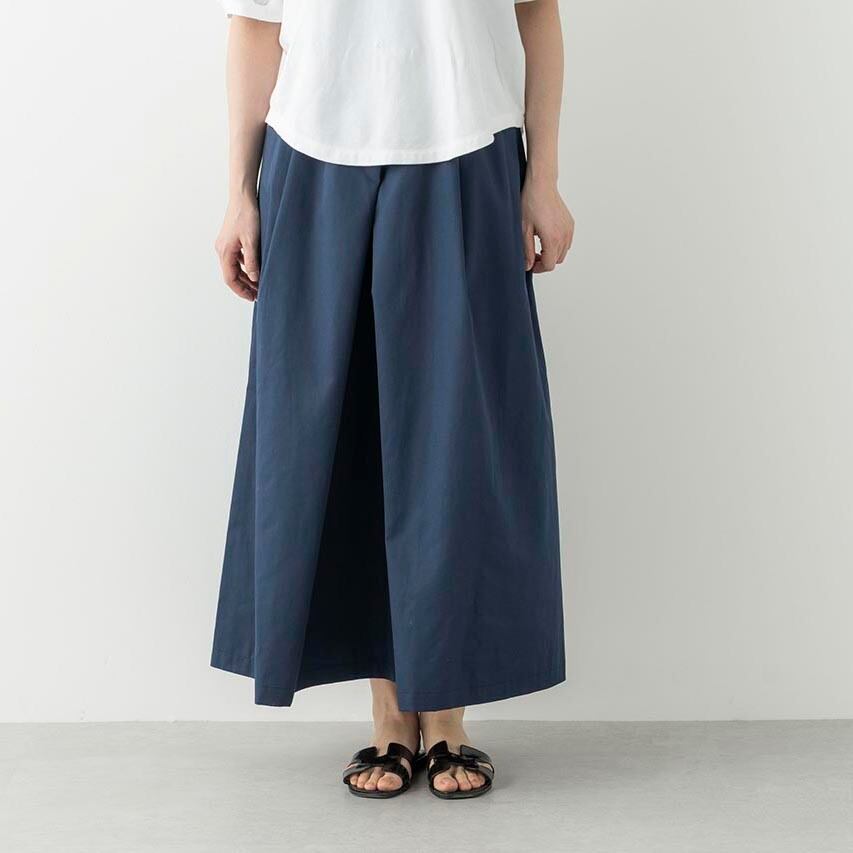 ネイビー　モデル身長167㎝