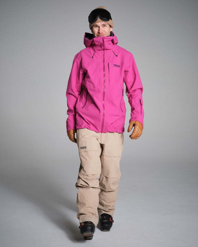 着用サイズ M／身長: 185cm／体重: 82kg／胸囲: 94cm／ウエスト: 86cm