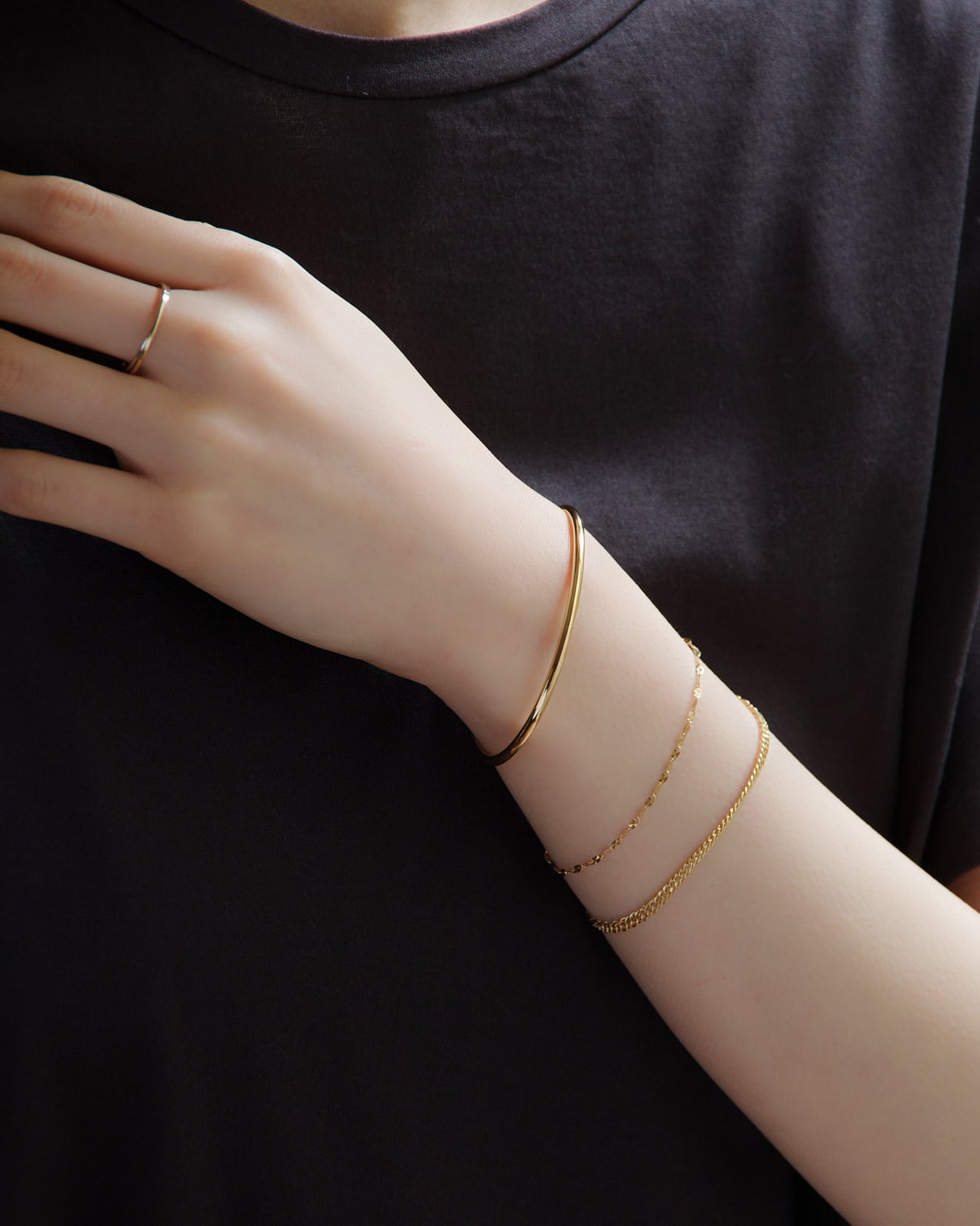 S/M 2サイズ展開〉K18パイプ製イエローゴールド バングル【MKY0038B1