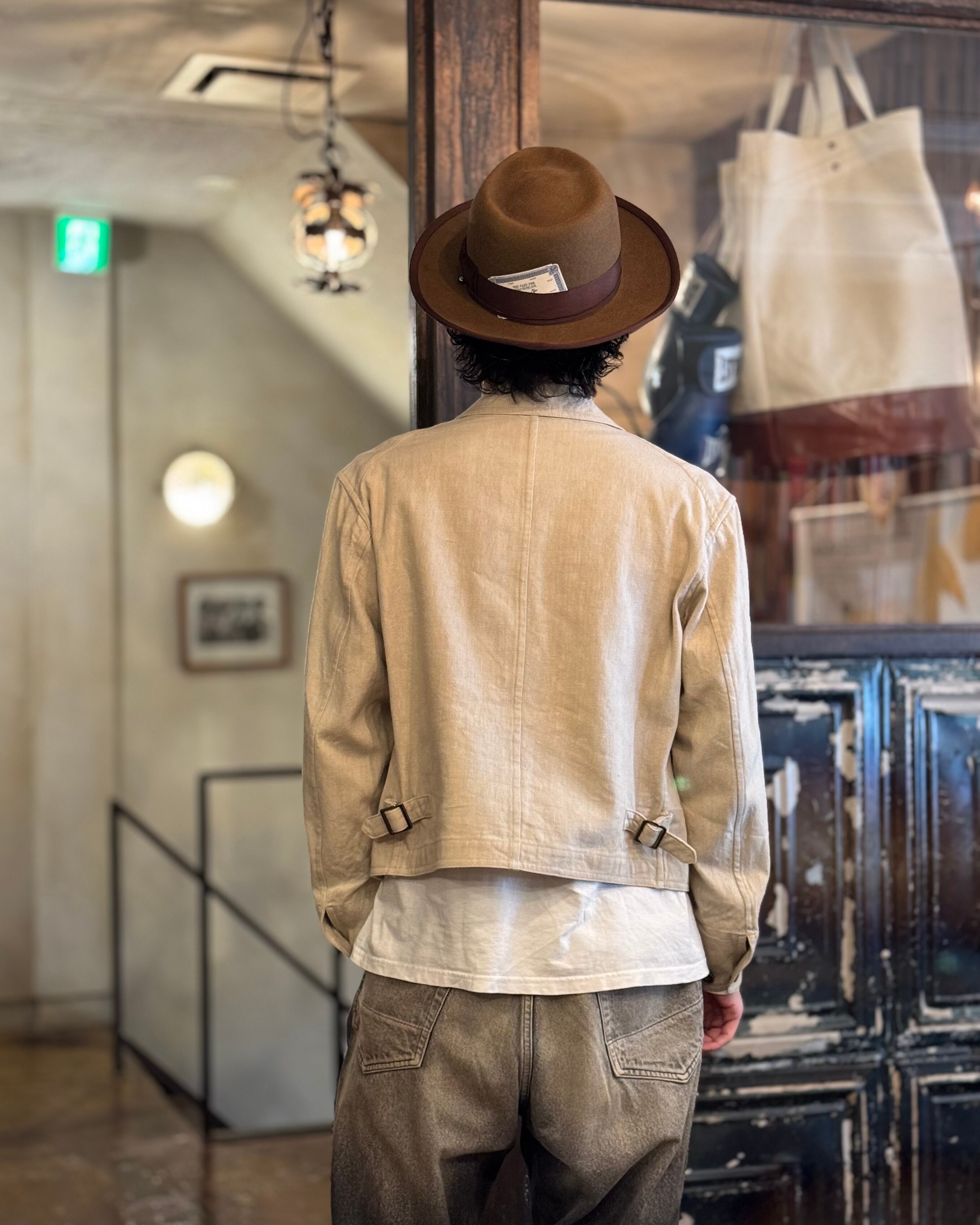 177cm 60kg 02(L)サイズ着用