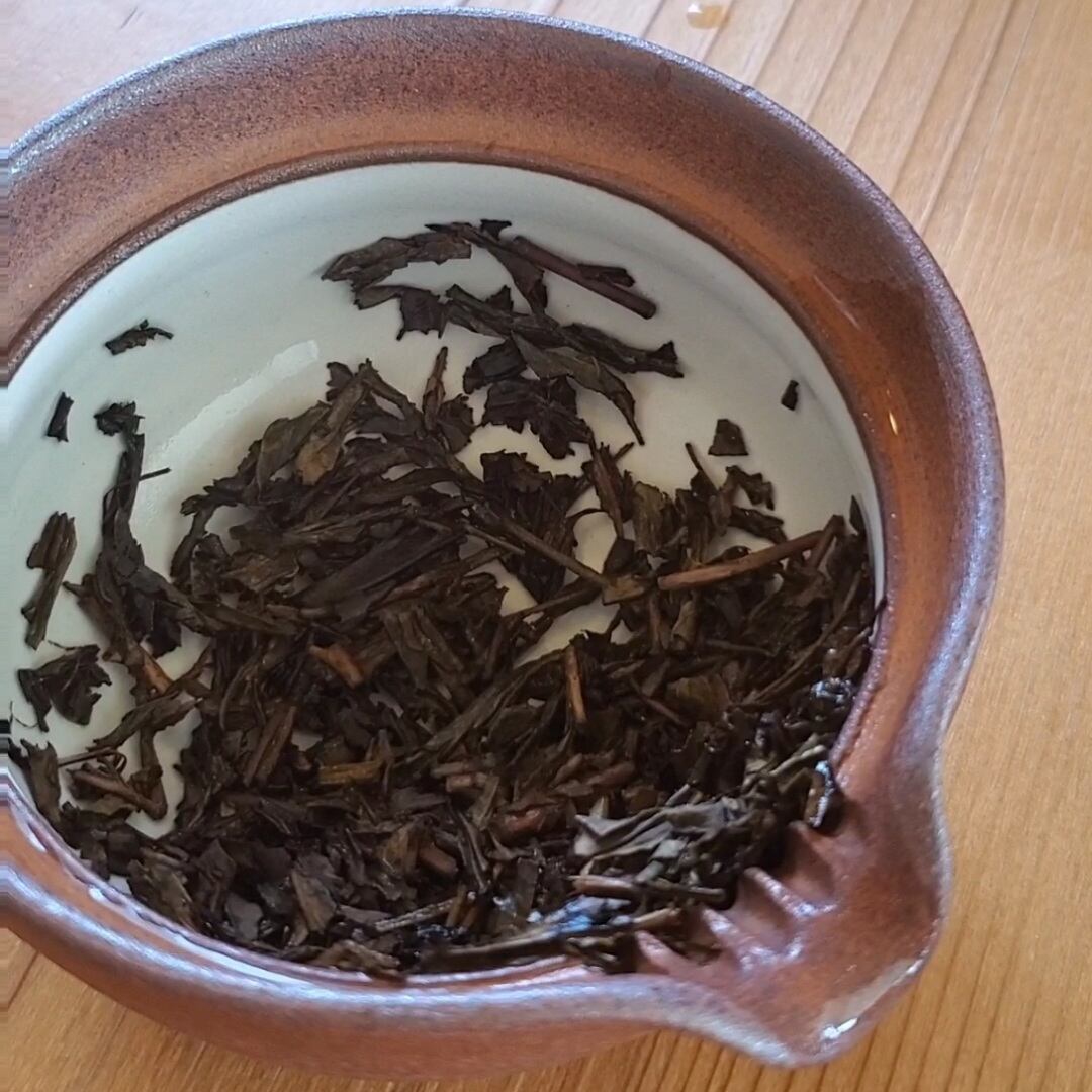 茶殻も捨てやすく、お手入れしやすいです