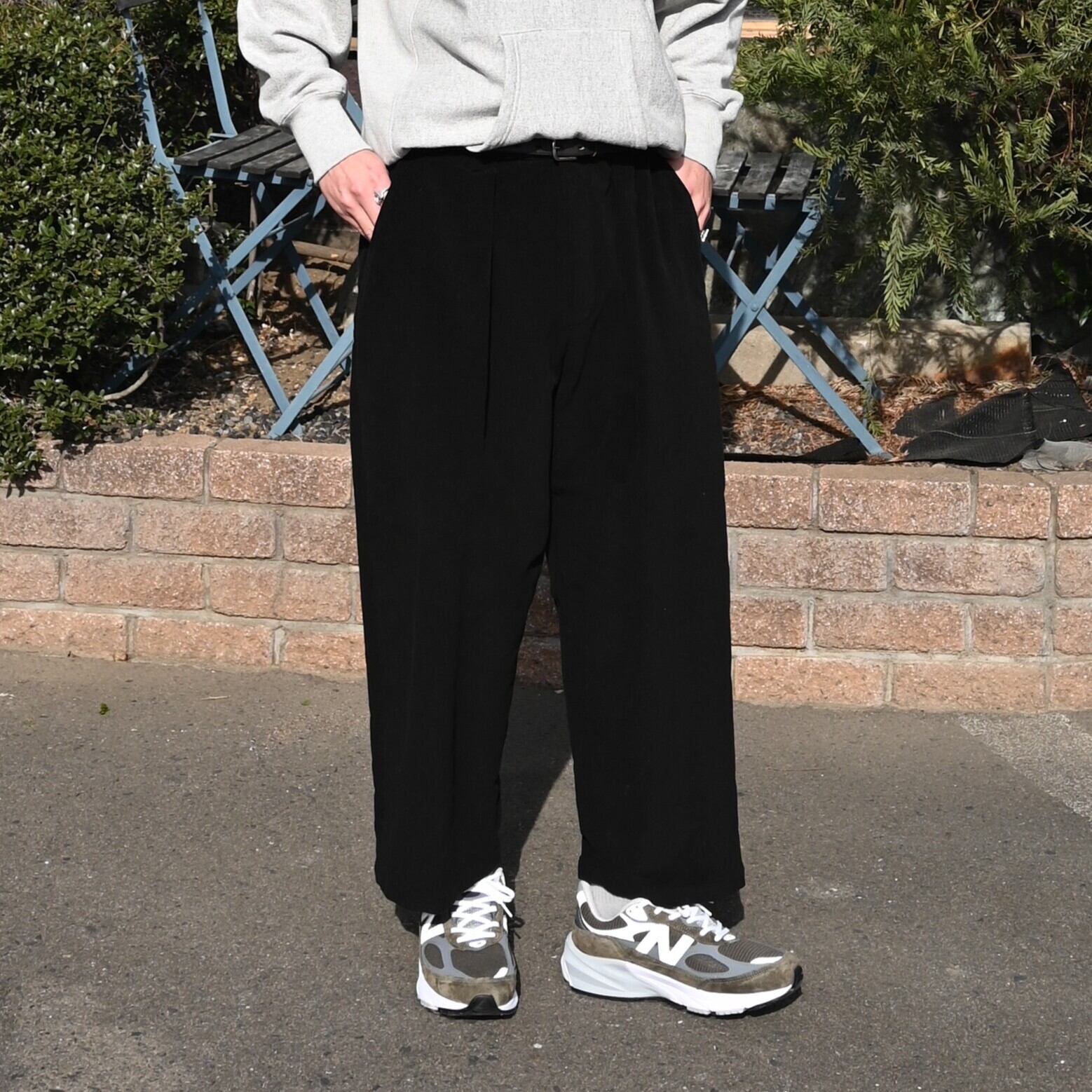 THE DAY / MOLESKIN PLEATED TROUSERS | GANKO