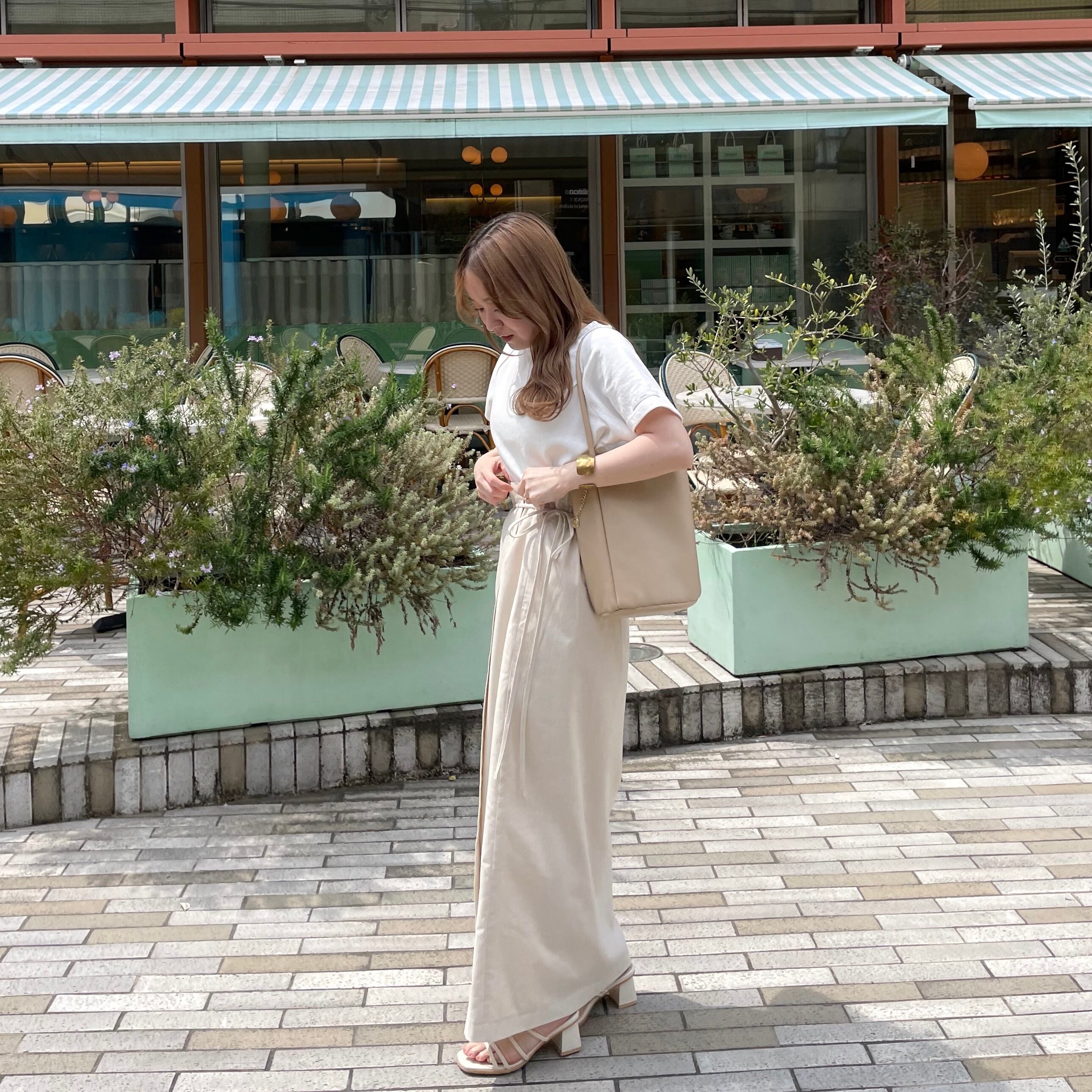 145cm