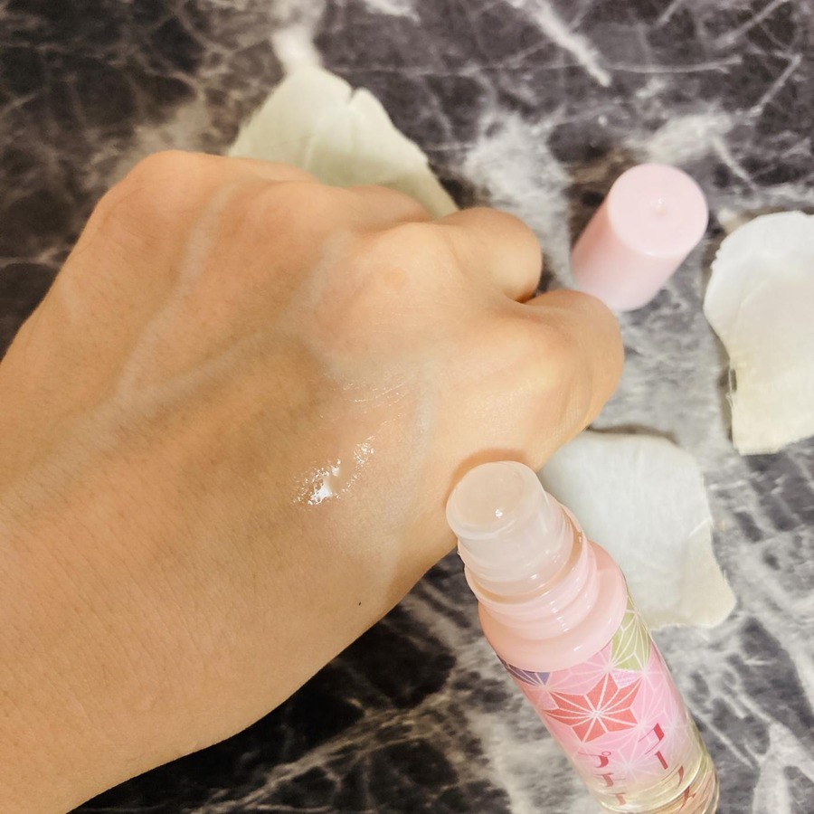 お肌に馴染みやすいサラッとしたオイル