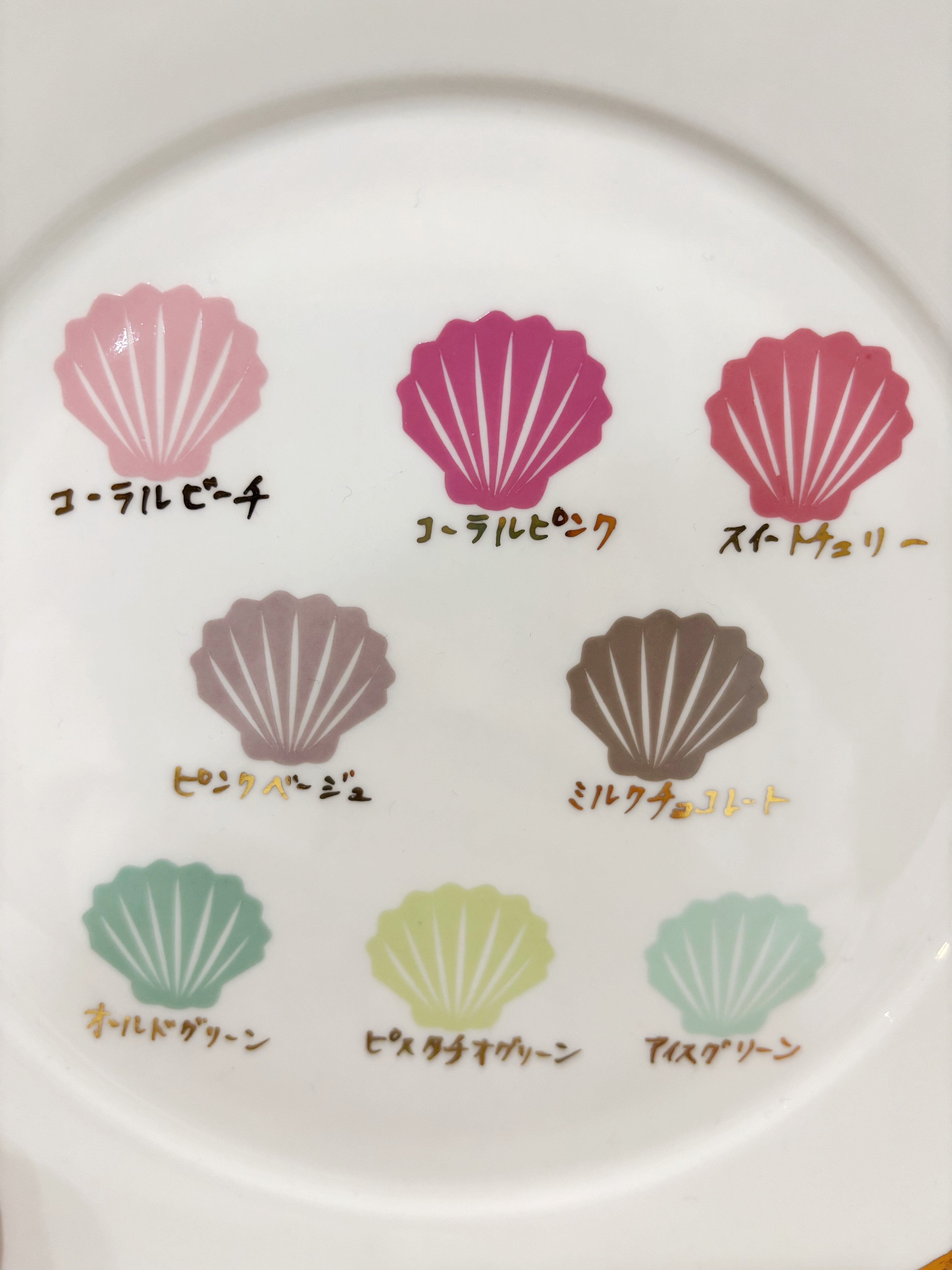 ピンク:ミルクチョコレート以外はオプション対応となります