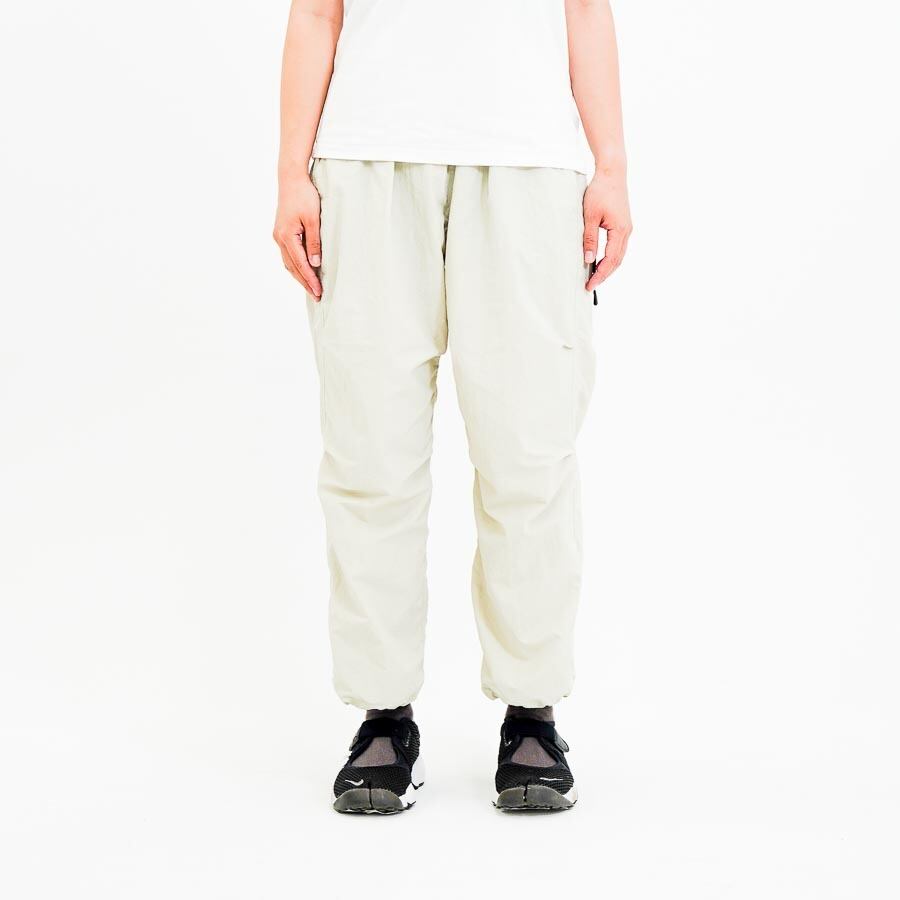 Size 2 White 女性 159cm 53kg