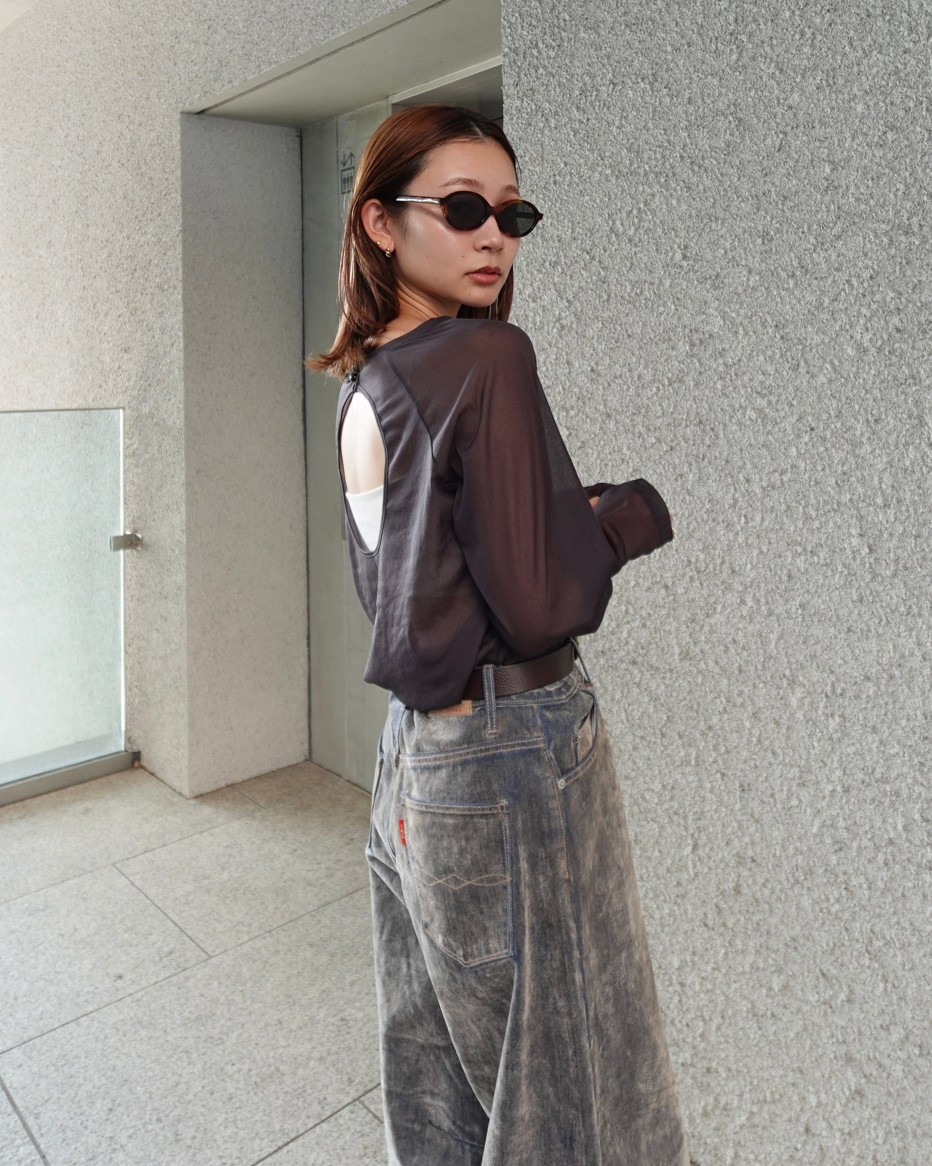 タグ付きquui open sheer knit tops キューイ backopen sheer tops【charcoal gray】 | quūi