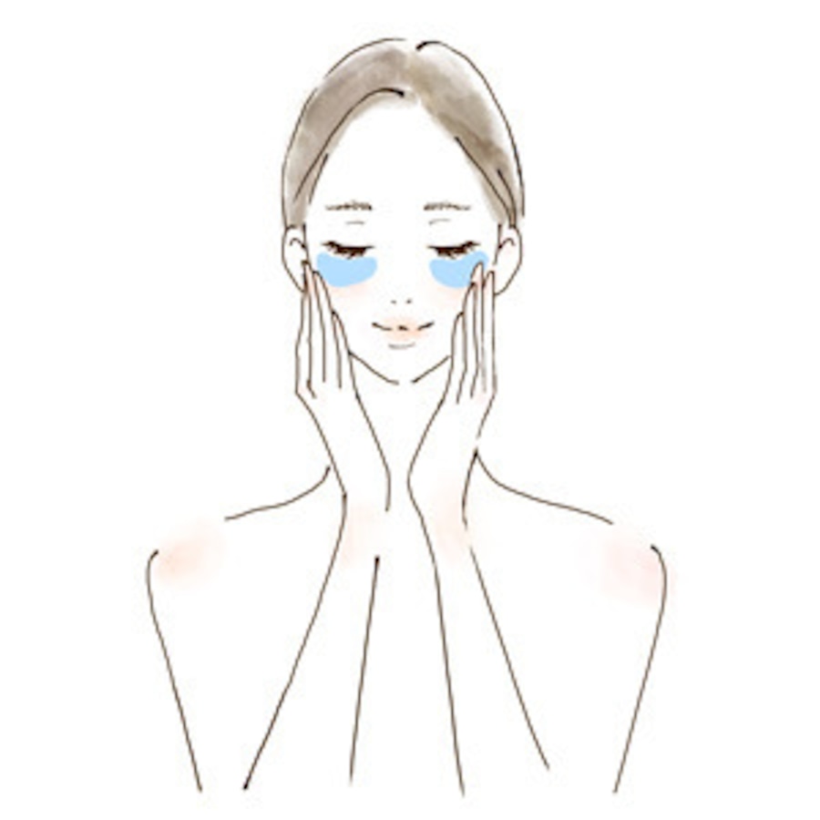 化粧水やパックの後に、3~4プッシュ取り出し、気になるところに塗布してください。