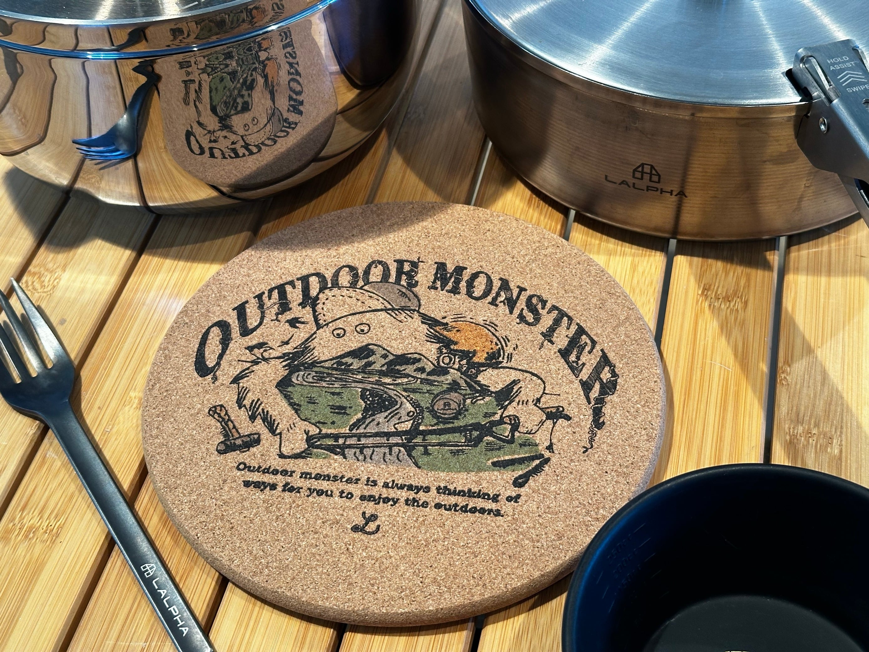 アウトドアモンスター】コルクコースター鍋敷き | アウトドア