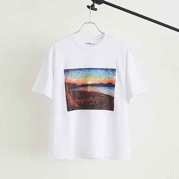 「The first sunrise（初日の出）」ショートスリーブTシャツ
