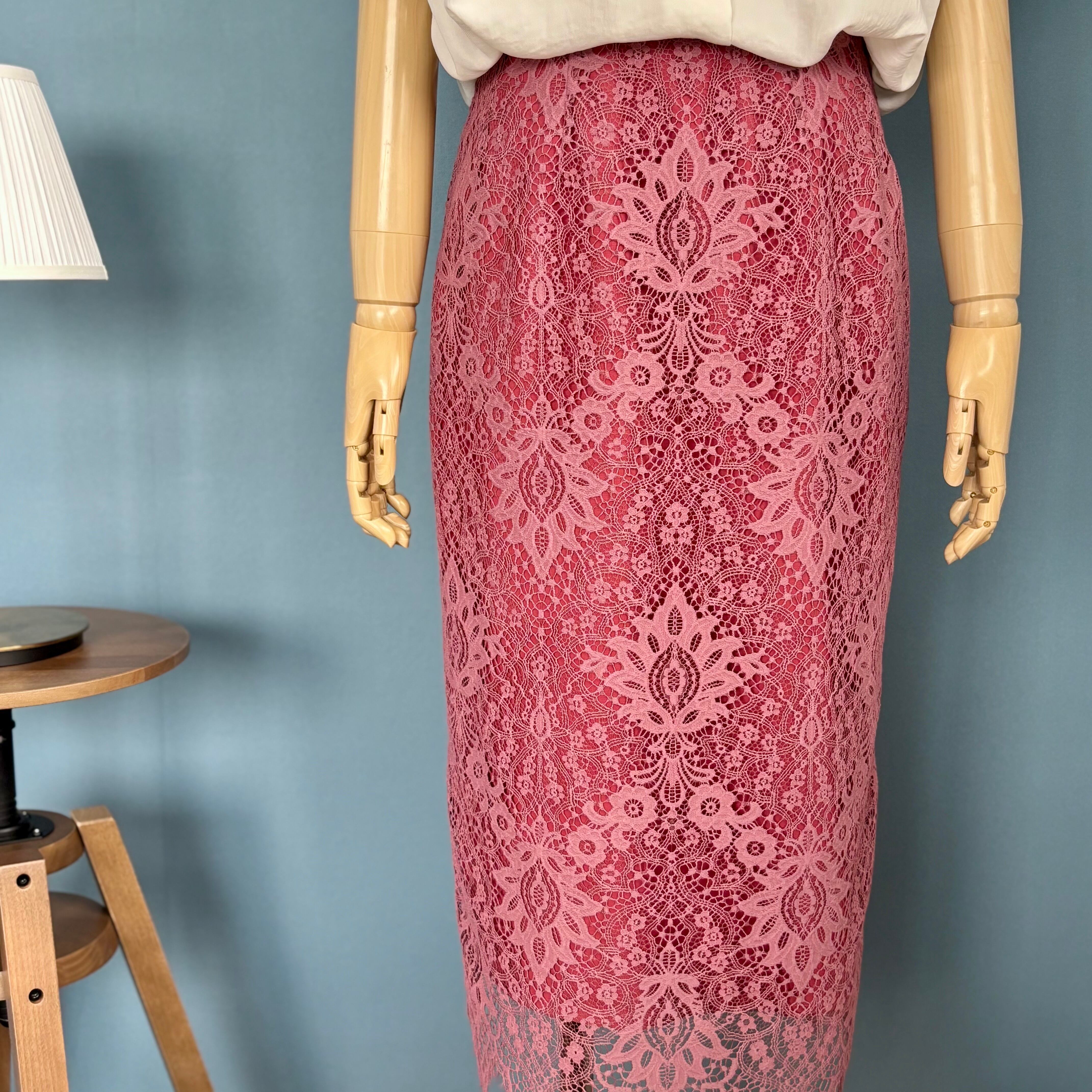 作品例　タイトスカート