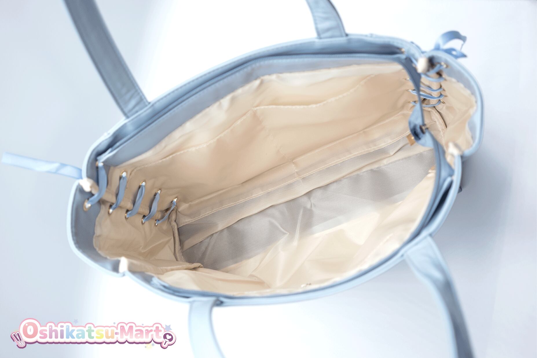 カバンの中も見やすく整理しやすい