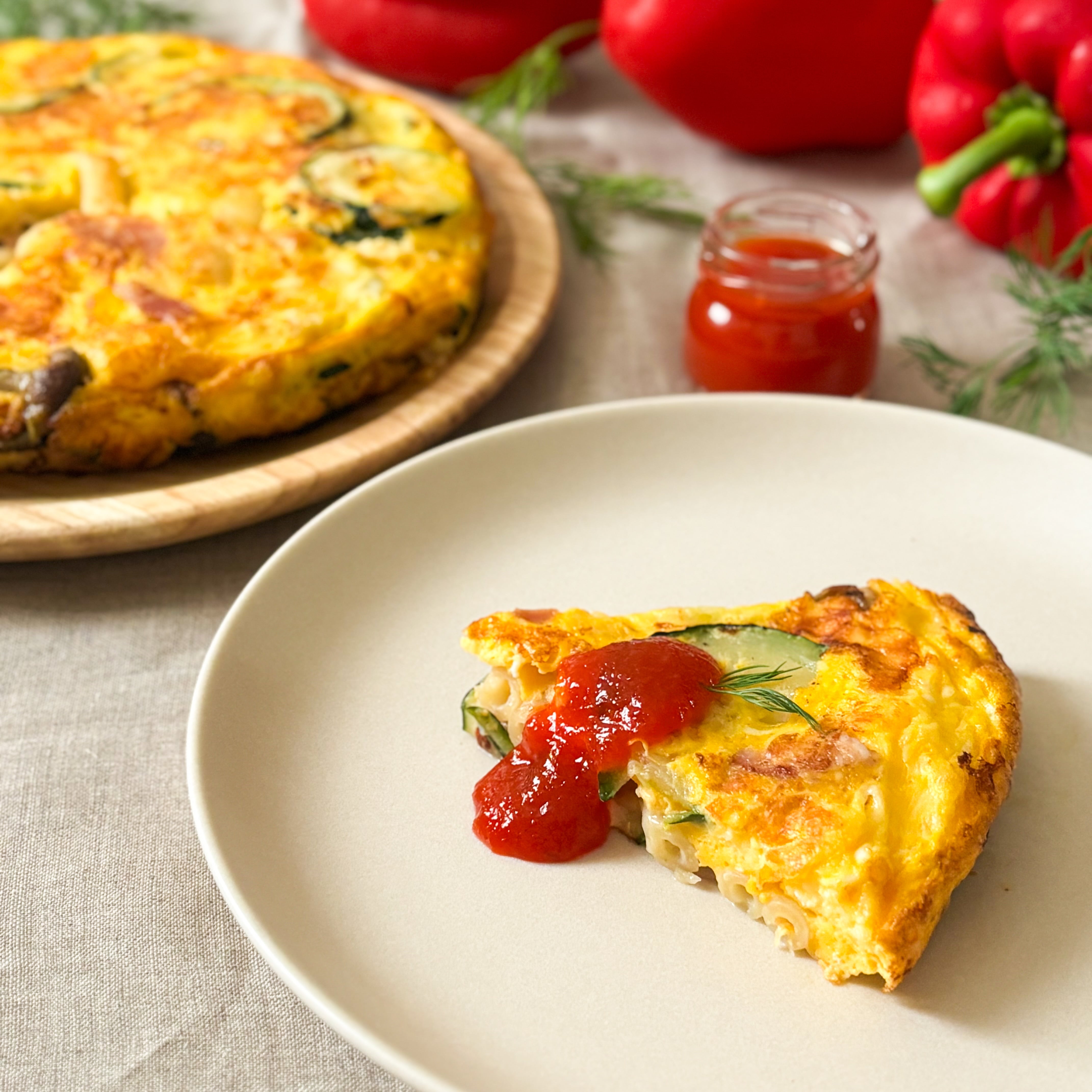 キッシュやチーズを効かせたオムレツに添えて