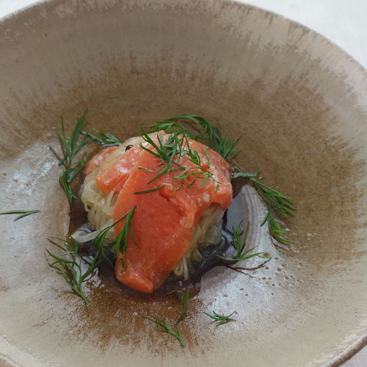 漬け丼の具　三陸産 活〆銀鮭サーモン しょうゆだれ アレンジ例2