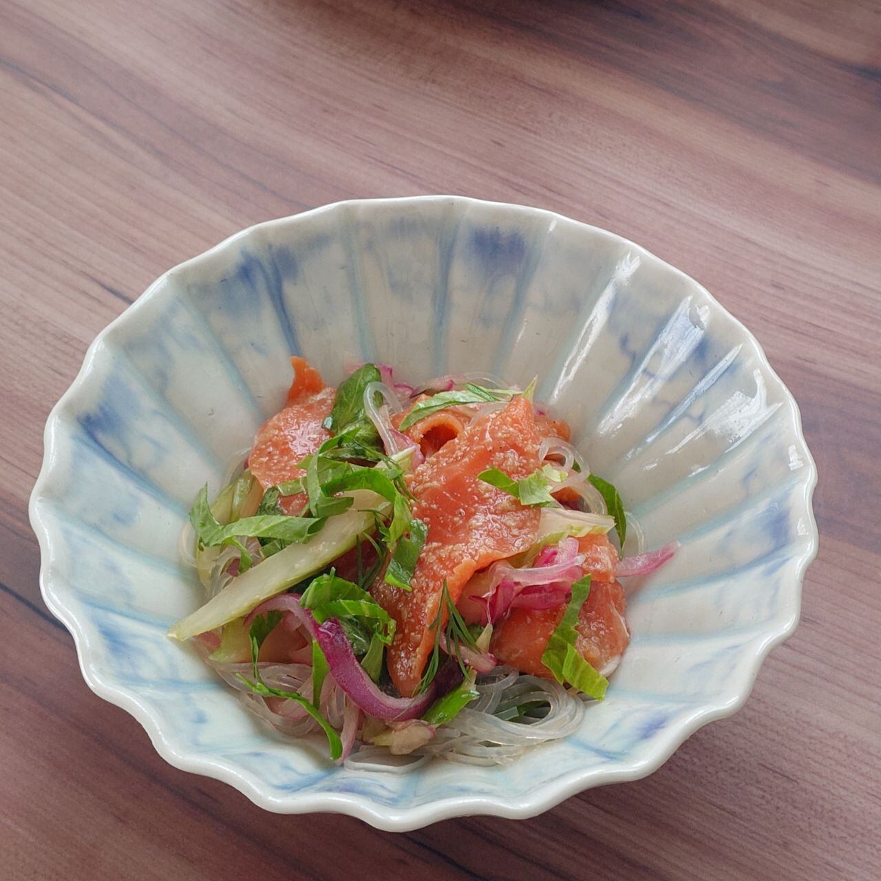 漬け丼の具　三陸産 活〆銀鮭サーモン ごまだれ アレンジ例2