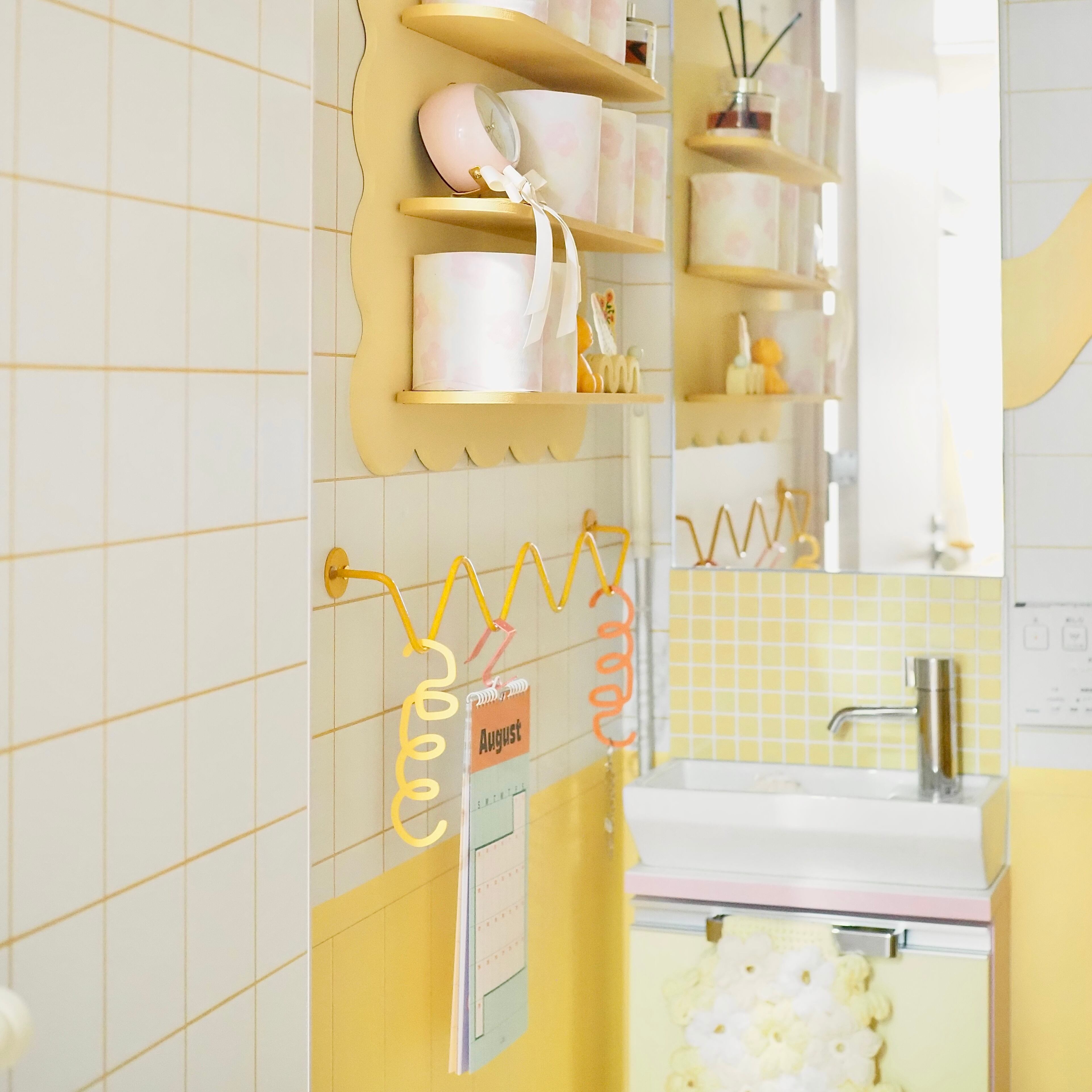 yellow,orange(@waka._.naa)