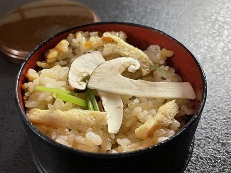 松茸ご飯