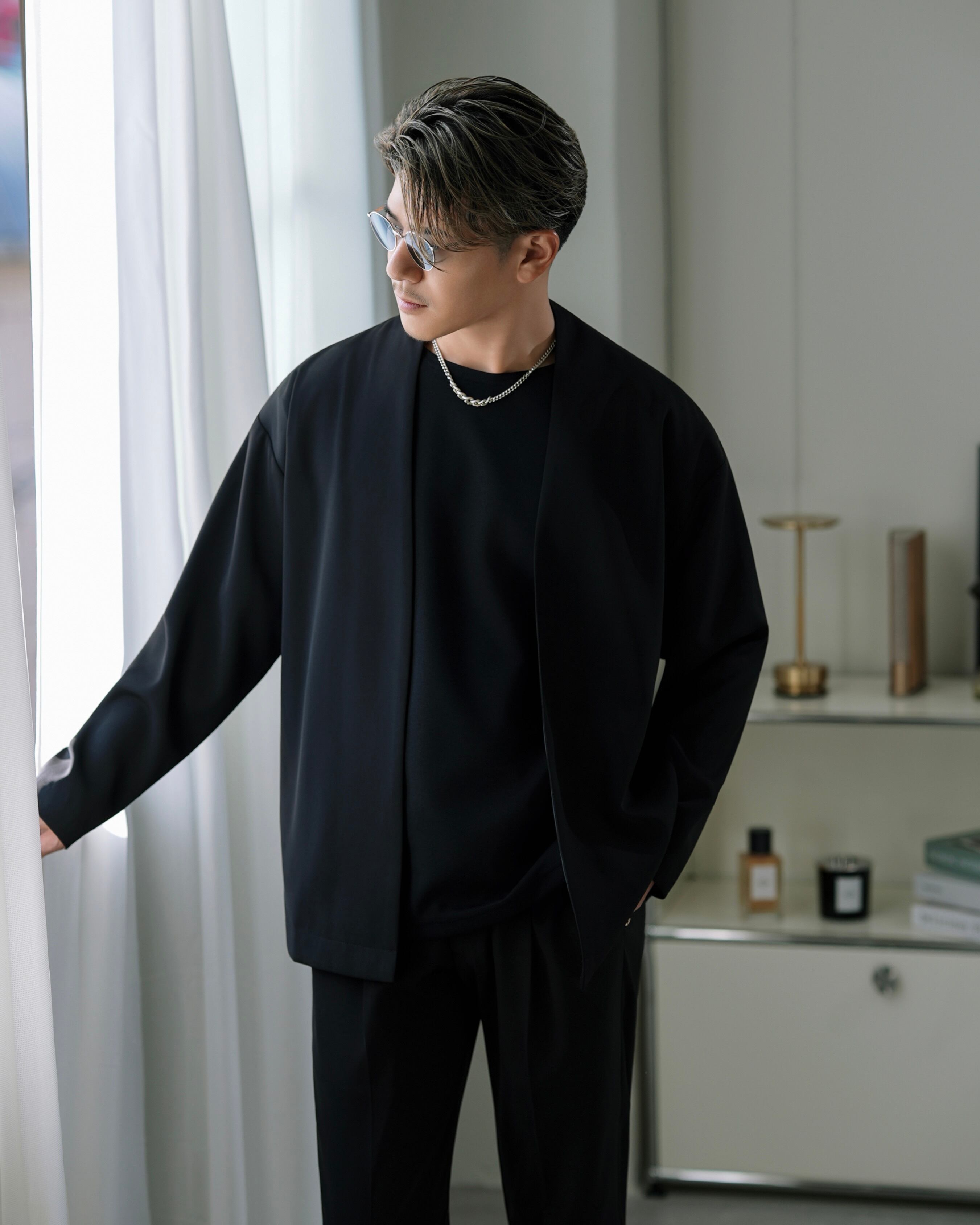ラスト1点‼️Suavele - トロミ ドレープノーカラージャケット 黒 ご返品交換対象外】【最短本日発送】【ノーカラージャケット】【SV