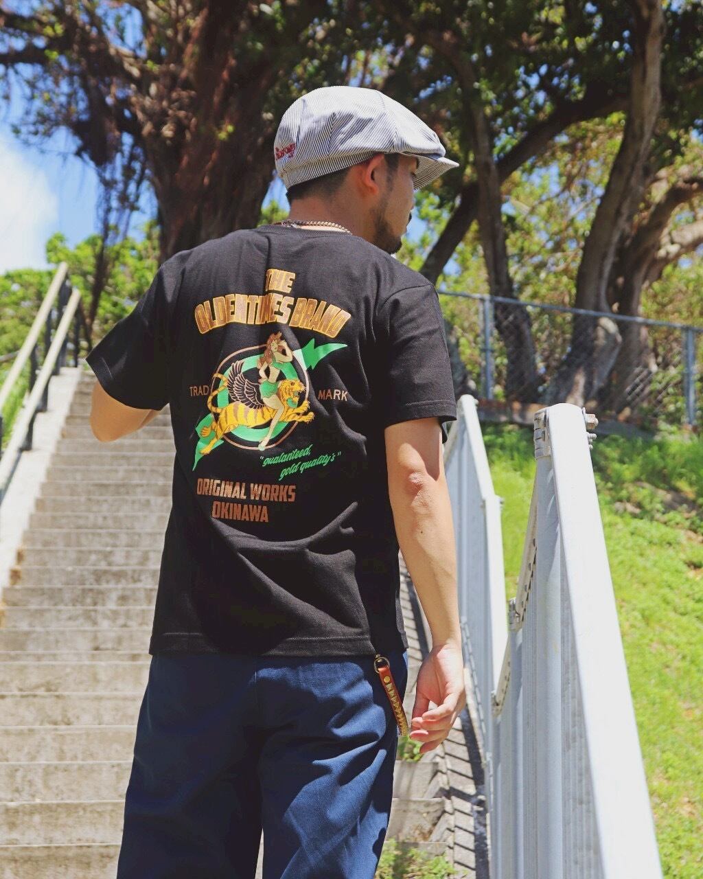 BLACK:165cmMサイズ着用