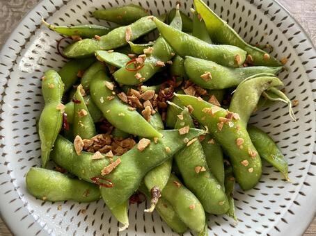 枝豆のペペロンチーノ風