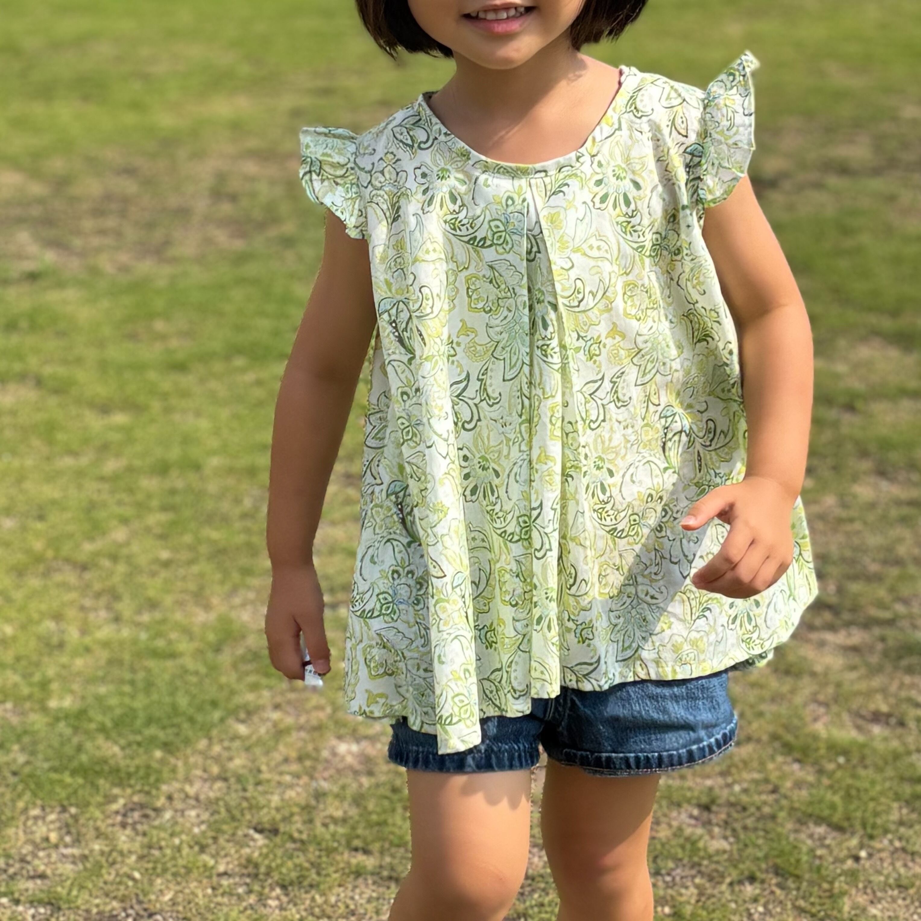 作品例　子供用ブラウス