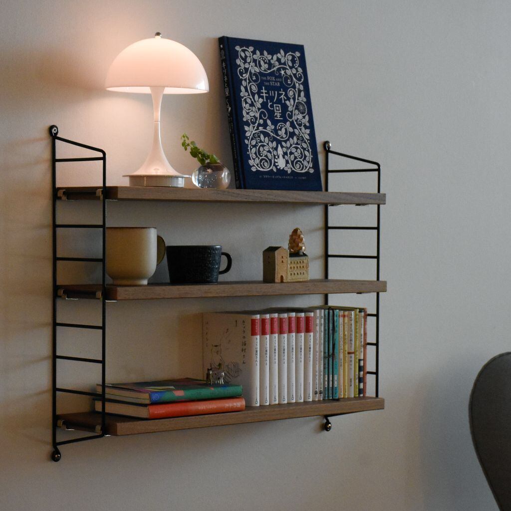 一輪挿しやポータブル照明を置いたり、