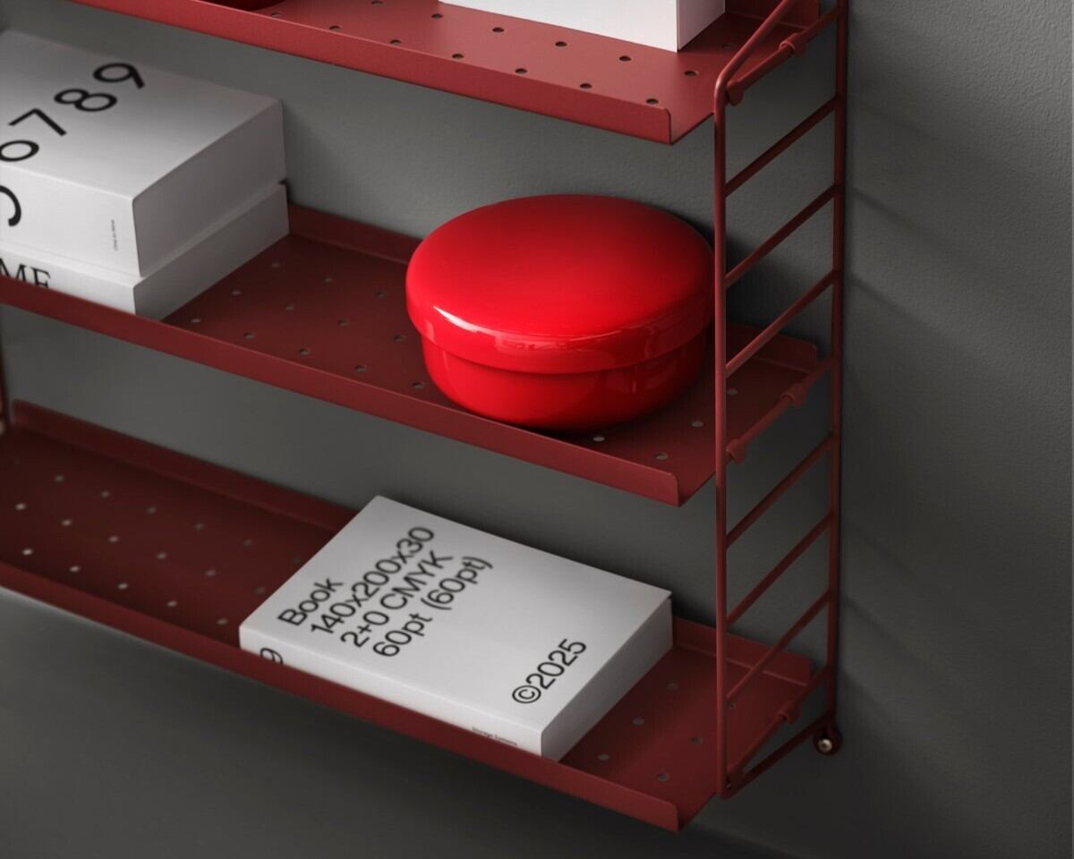 メタルシェルフはパンチング加工されているため、