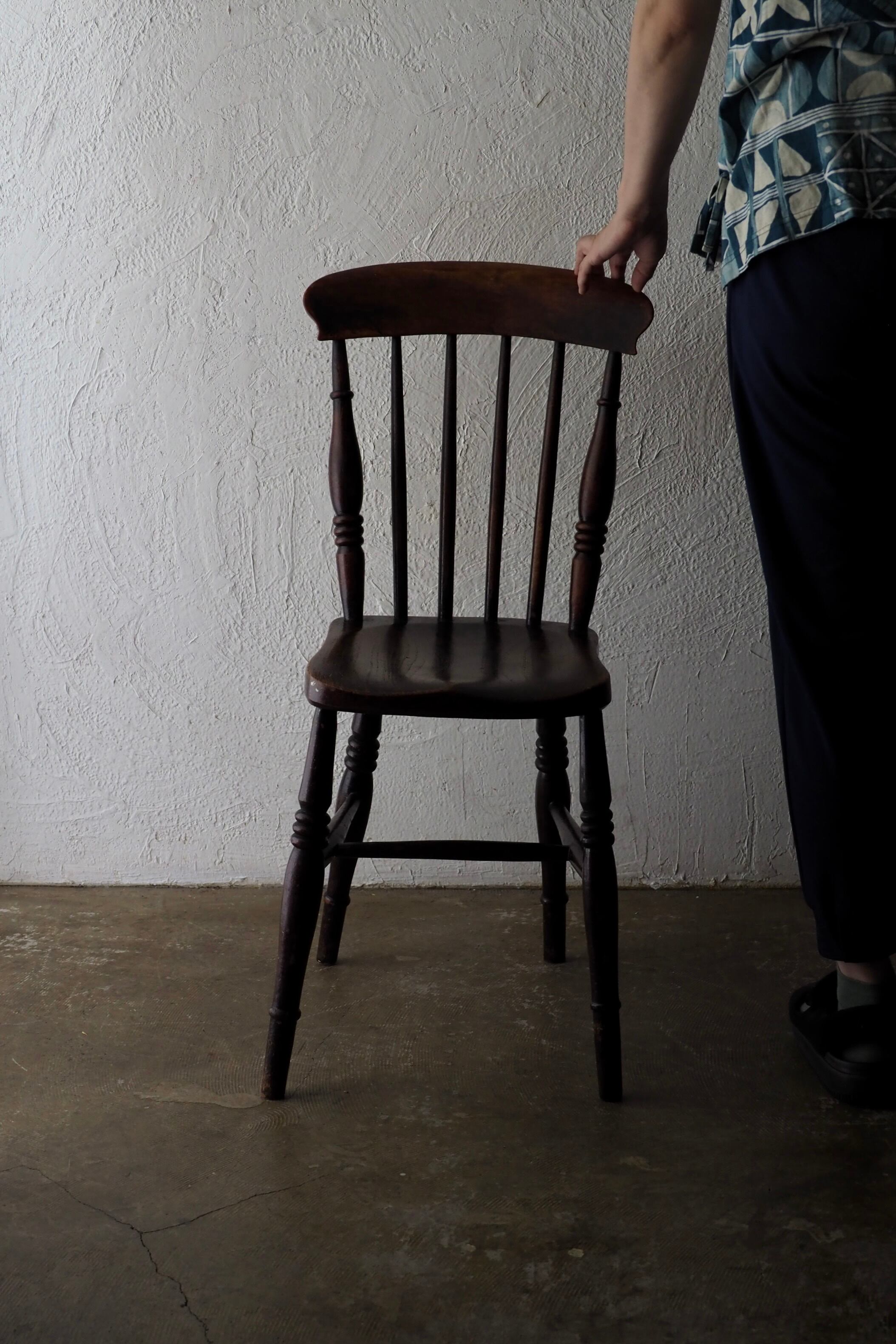 コンパクトなキッチンチェア No.1-antique elm chair | アンティーク