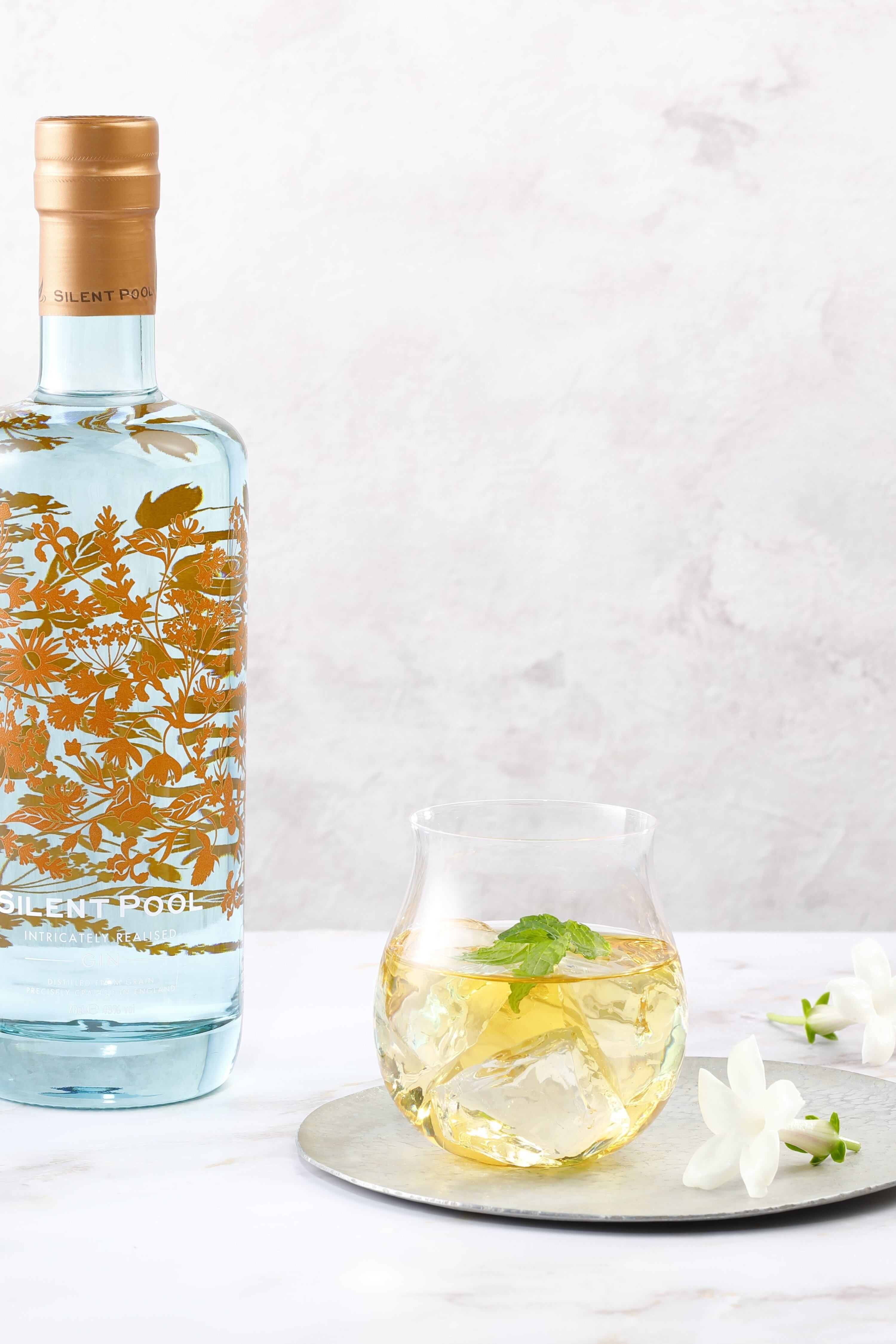 ミスティックプール