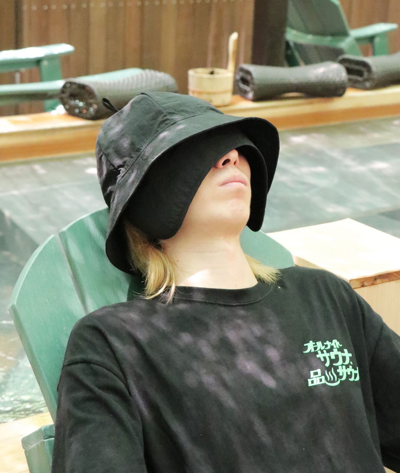 【前後逆にして、瞑想モード】アイマスクのように使える！ととのいのスペースで大活躍すること間違いなし！