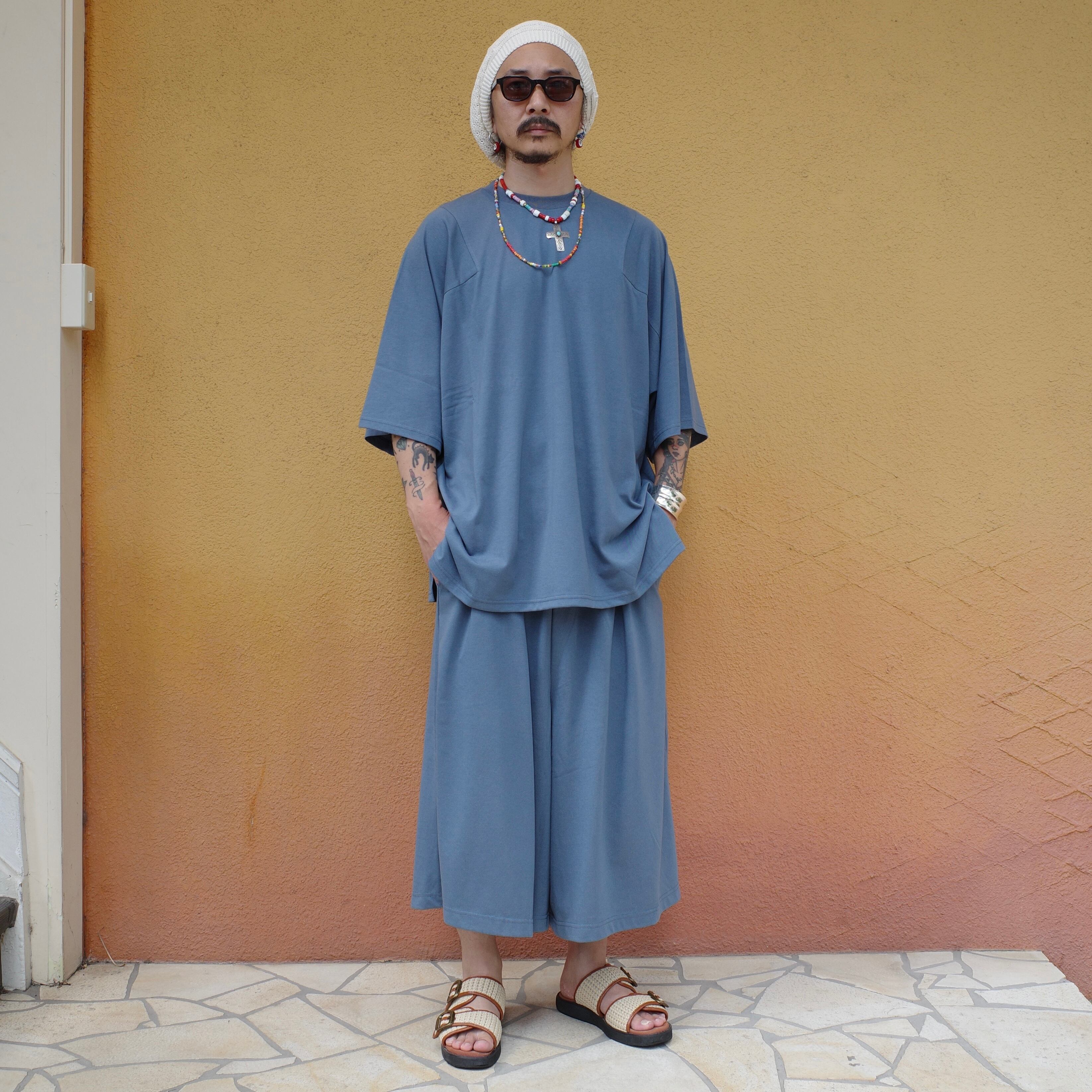 Model:173cm / Size:BIG