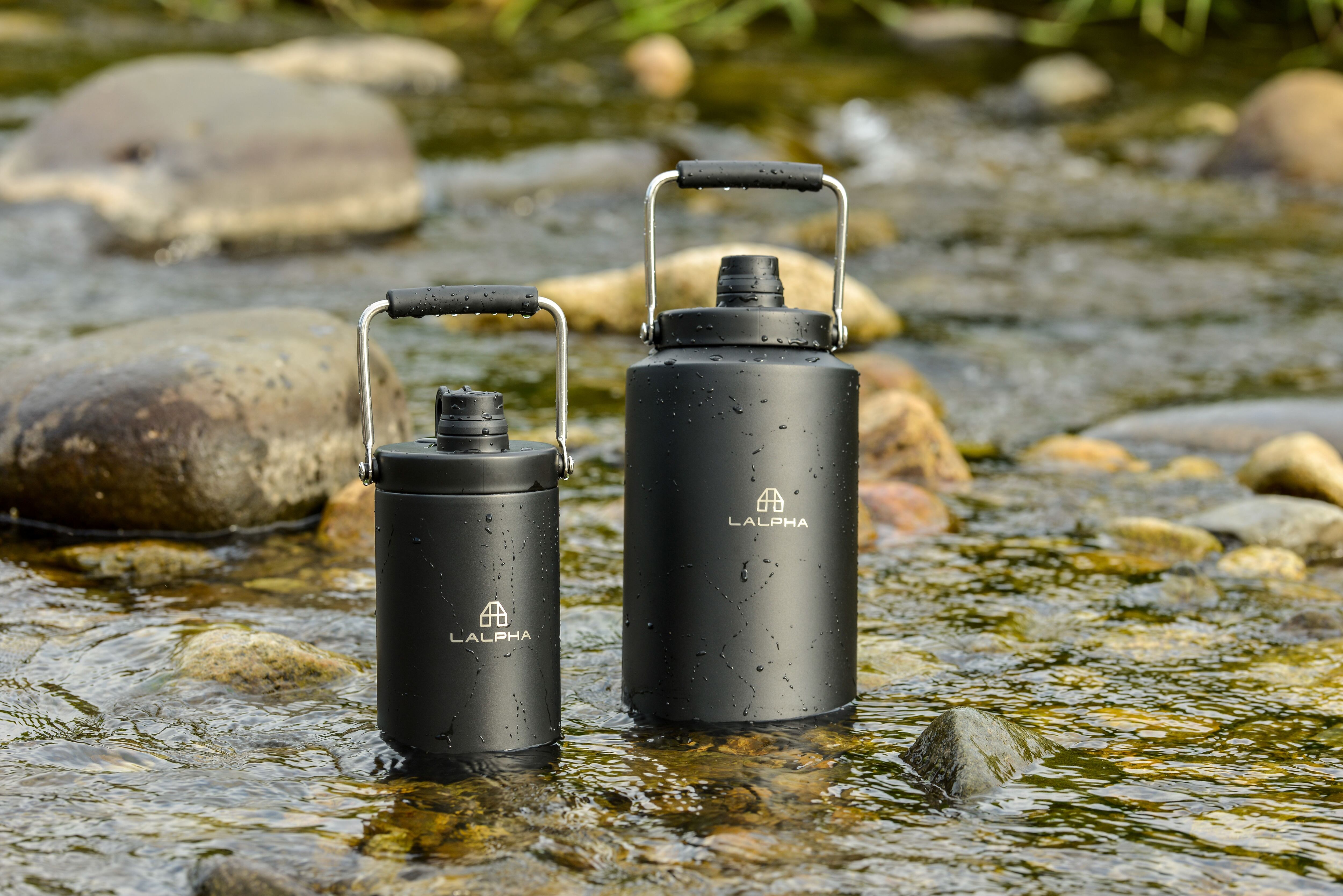 キャンドルホルダー クジャク Pluto Design からのStig L Berså キャンドルホルダー - NordicNest.jp