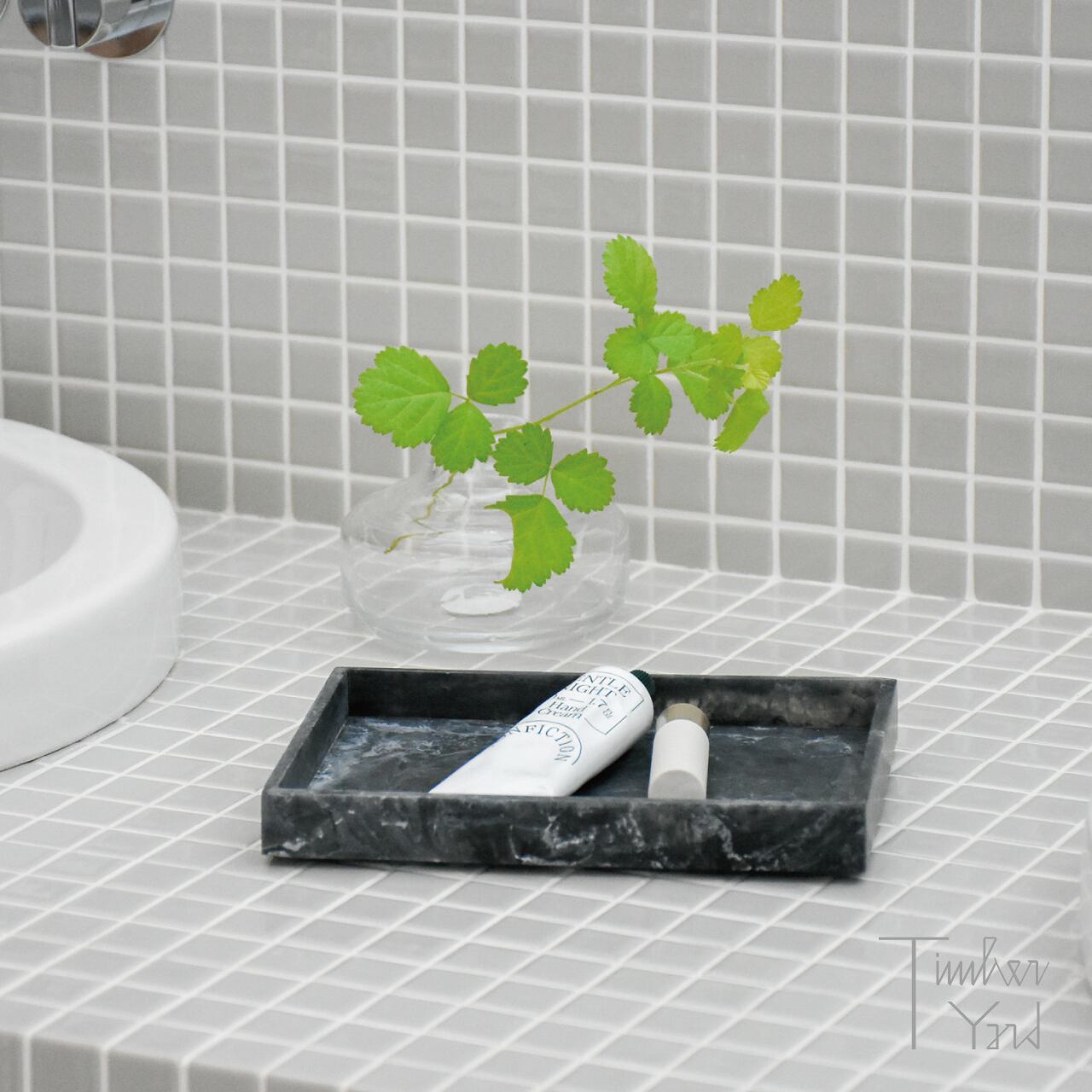 ケアグッズはひとまとめに。ルーティンをスムーズに（画像は15×20cm）