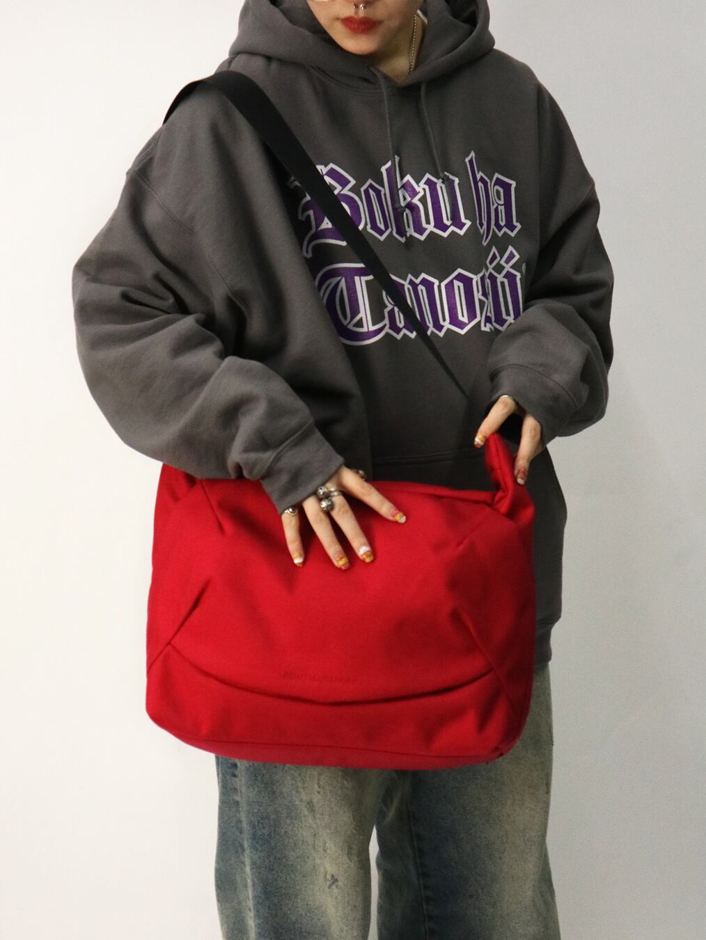 BOKU HA TANOSII ／ MESSENGER BAG -Red- | BOKU HA TANOSII ／ ボクハ