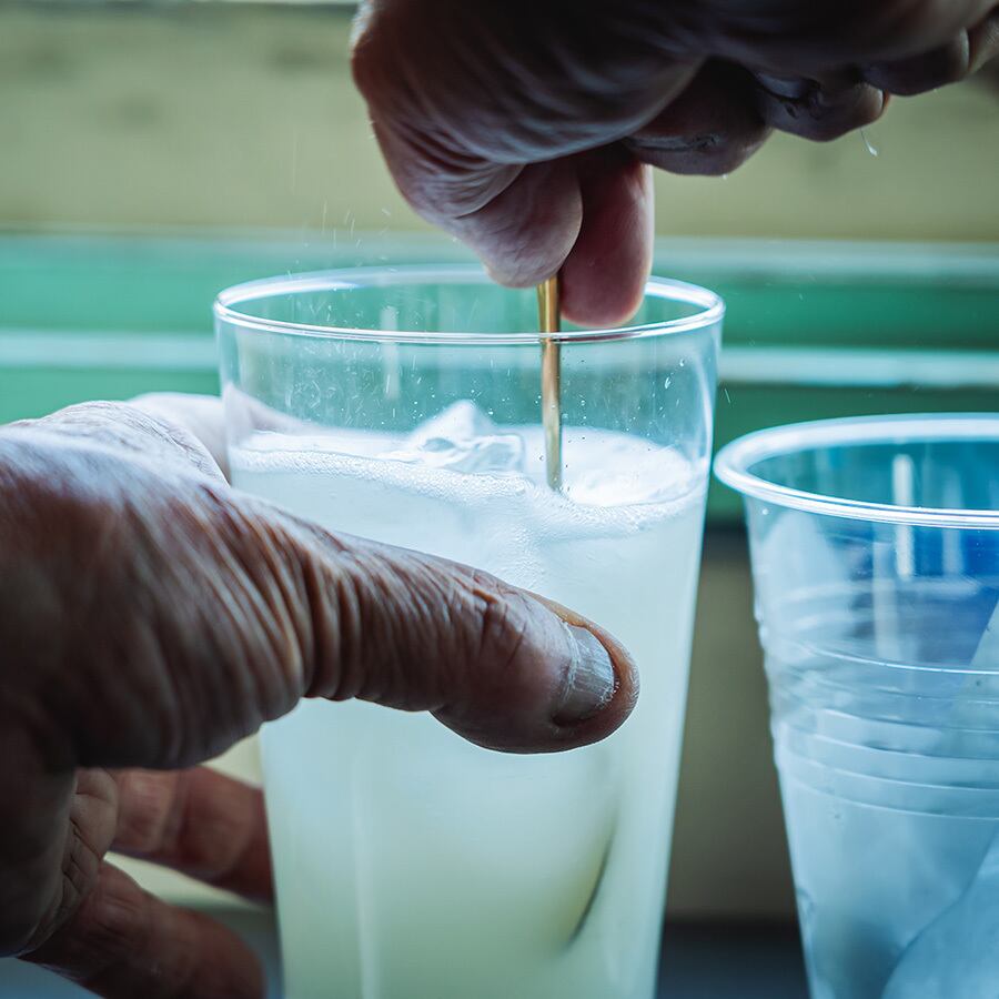 ゆっくり１回だけかき混ぜます。