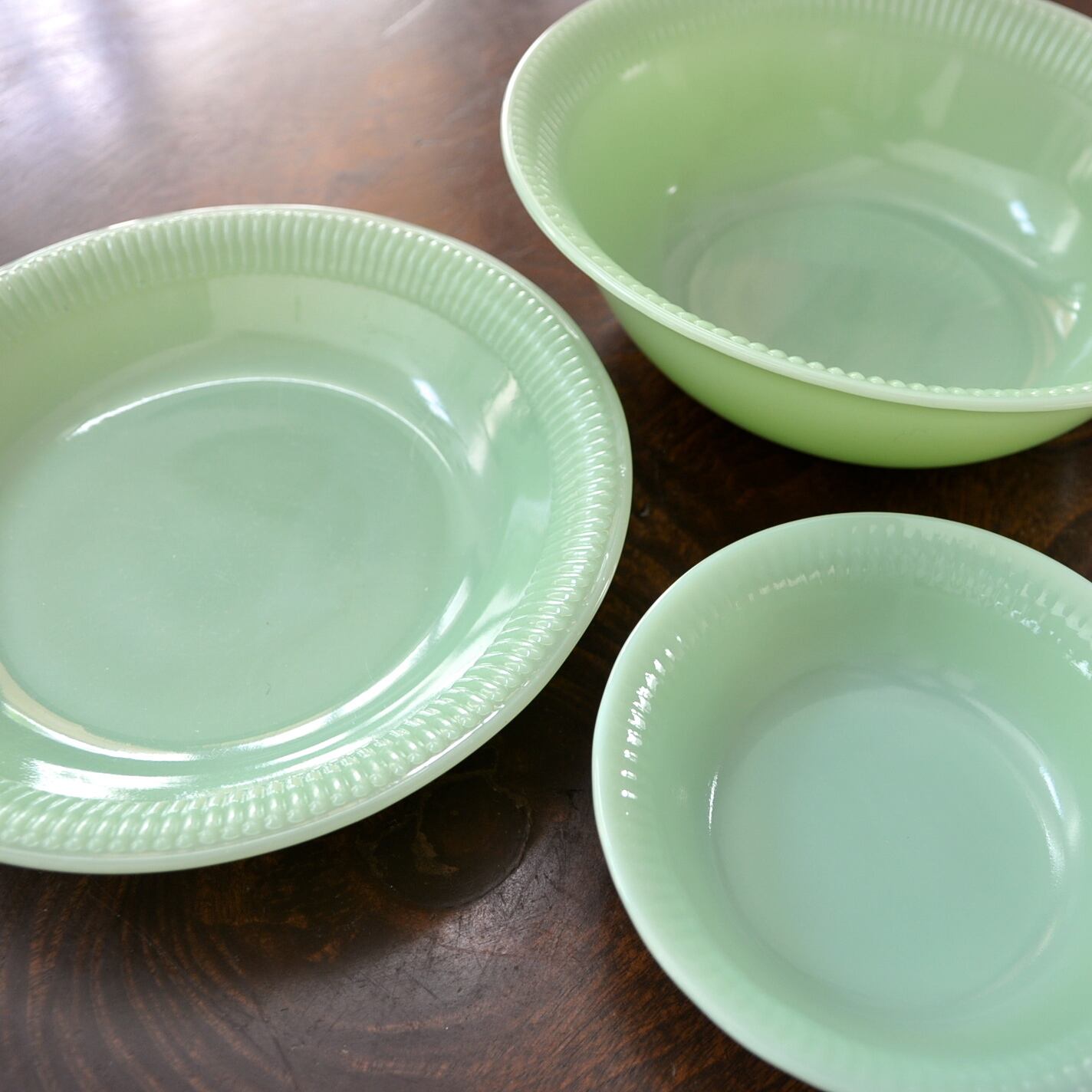 左スープボウル 上ベジタブルボウル 右デザートボウル