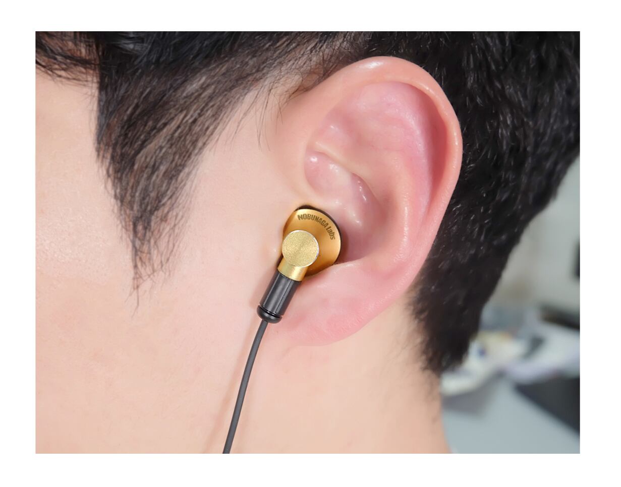 鶯(うぐいす) GOLD： NOBUNAGA Labs：MMCX/3.5mmストレートプラグ
