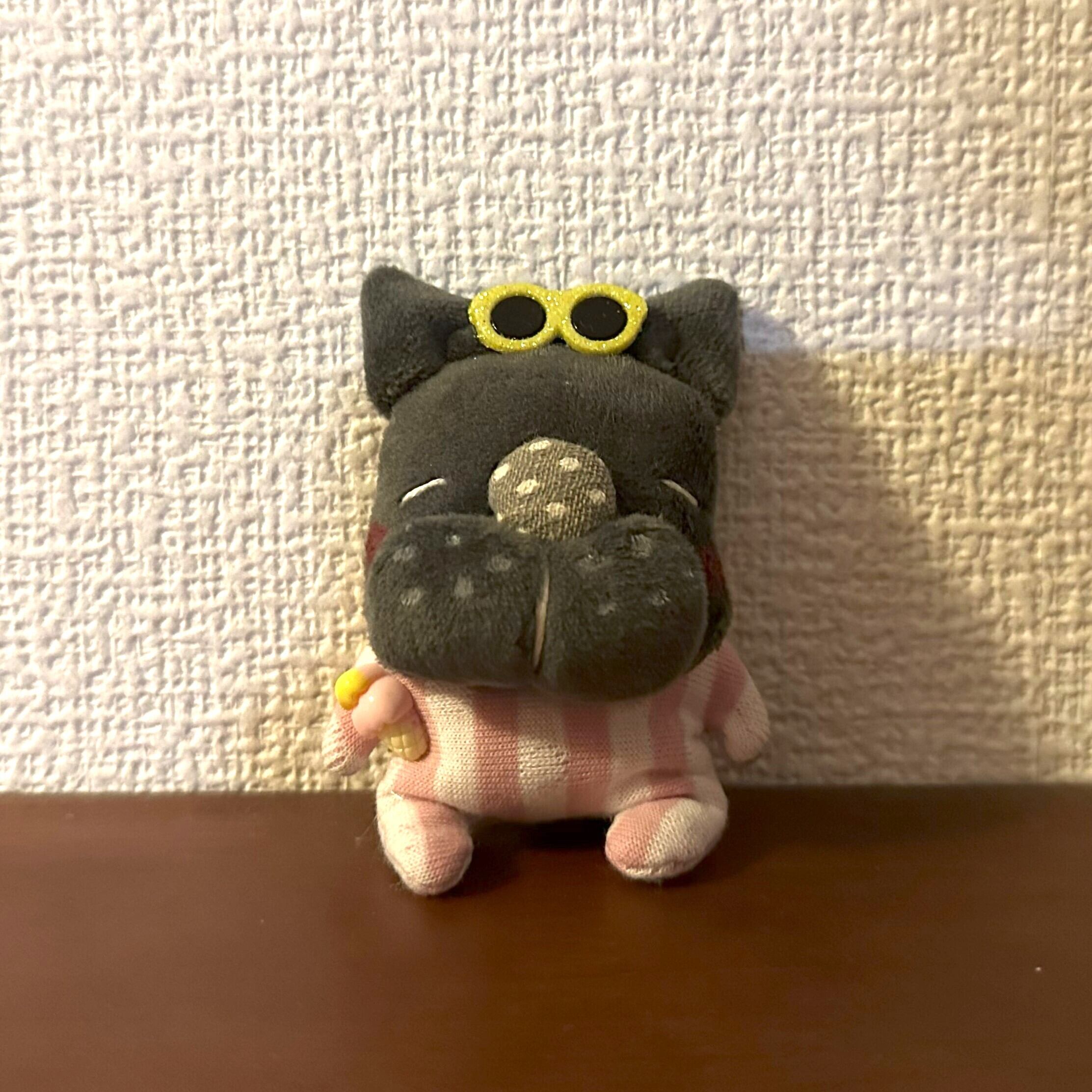 黒×イエローフレーム（裏面）