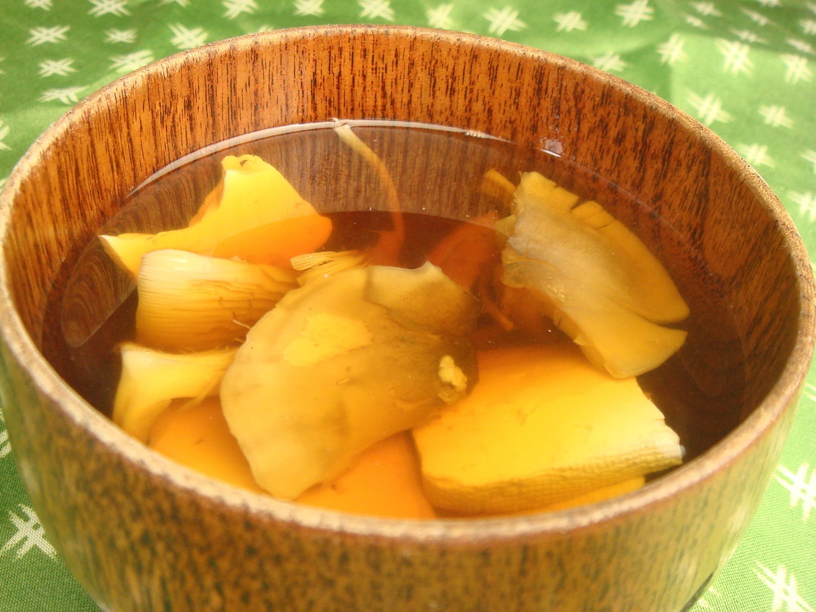 山形産天然本しめじ 白 400g | きのこやネットショップ│まきのこ商店