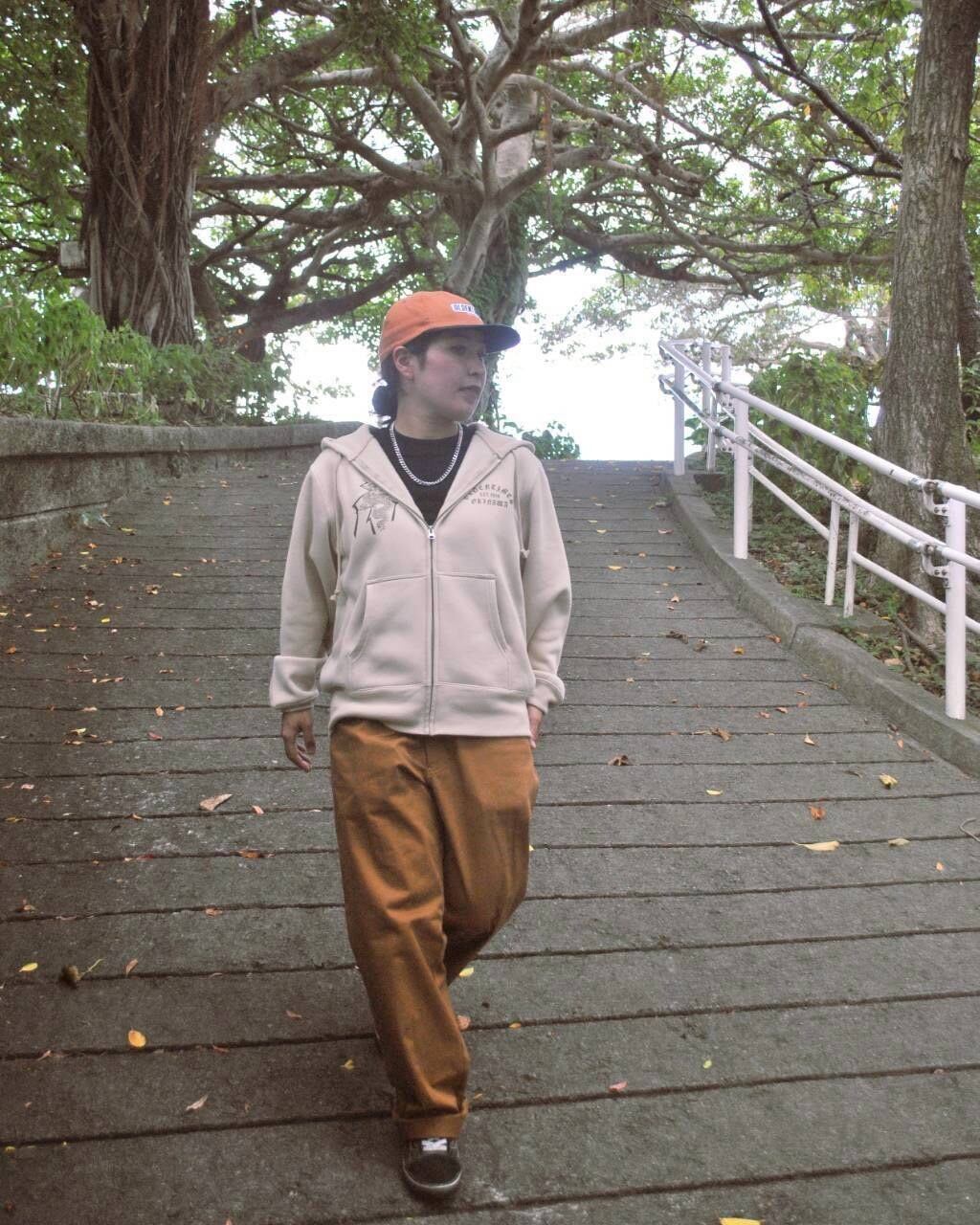 SAND BEIGE:152cmSサイズ着用