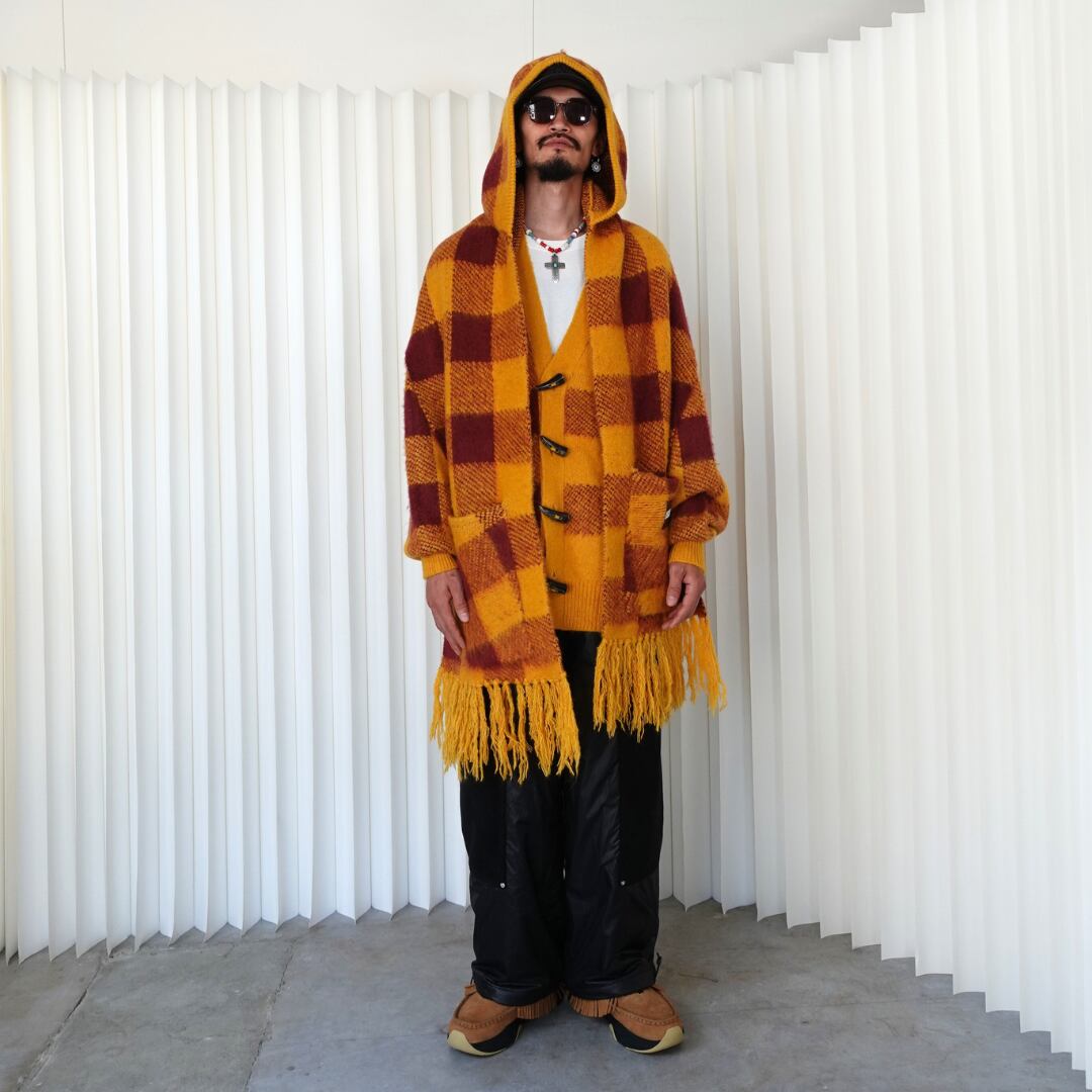 Model: 182cm / Size: FREE