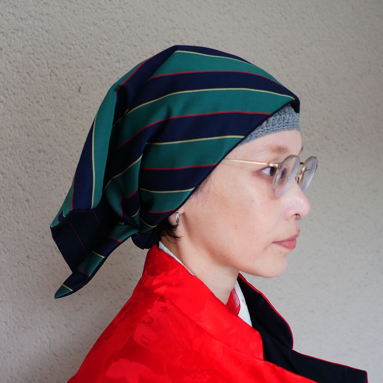 綿入り三角巾で覆うコーデも良いです