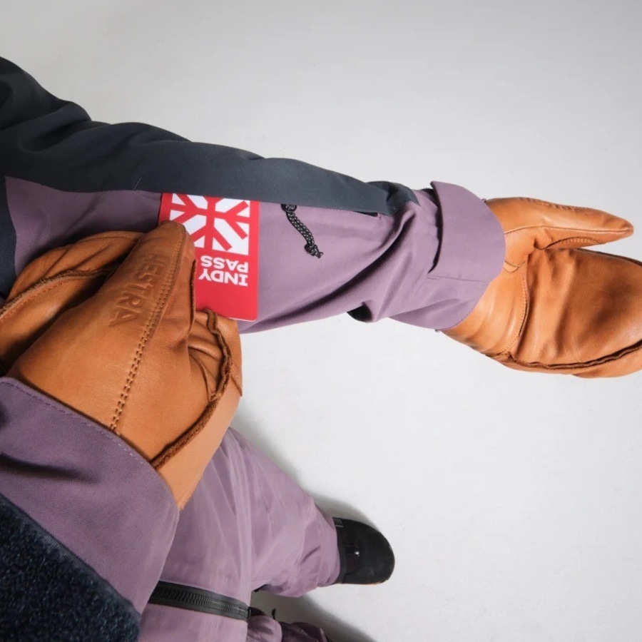 左手首ジッパー付きパス用ポケット