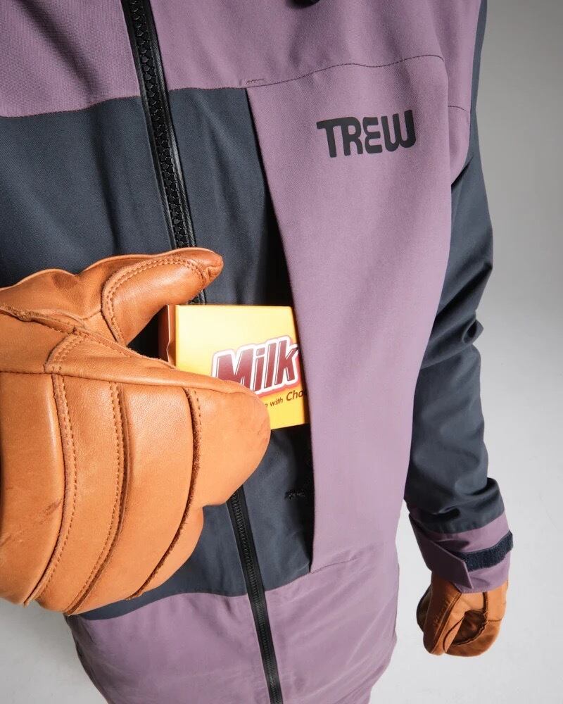 左胸ジッパー付きポケット