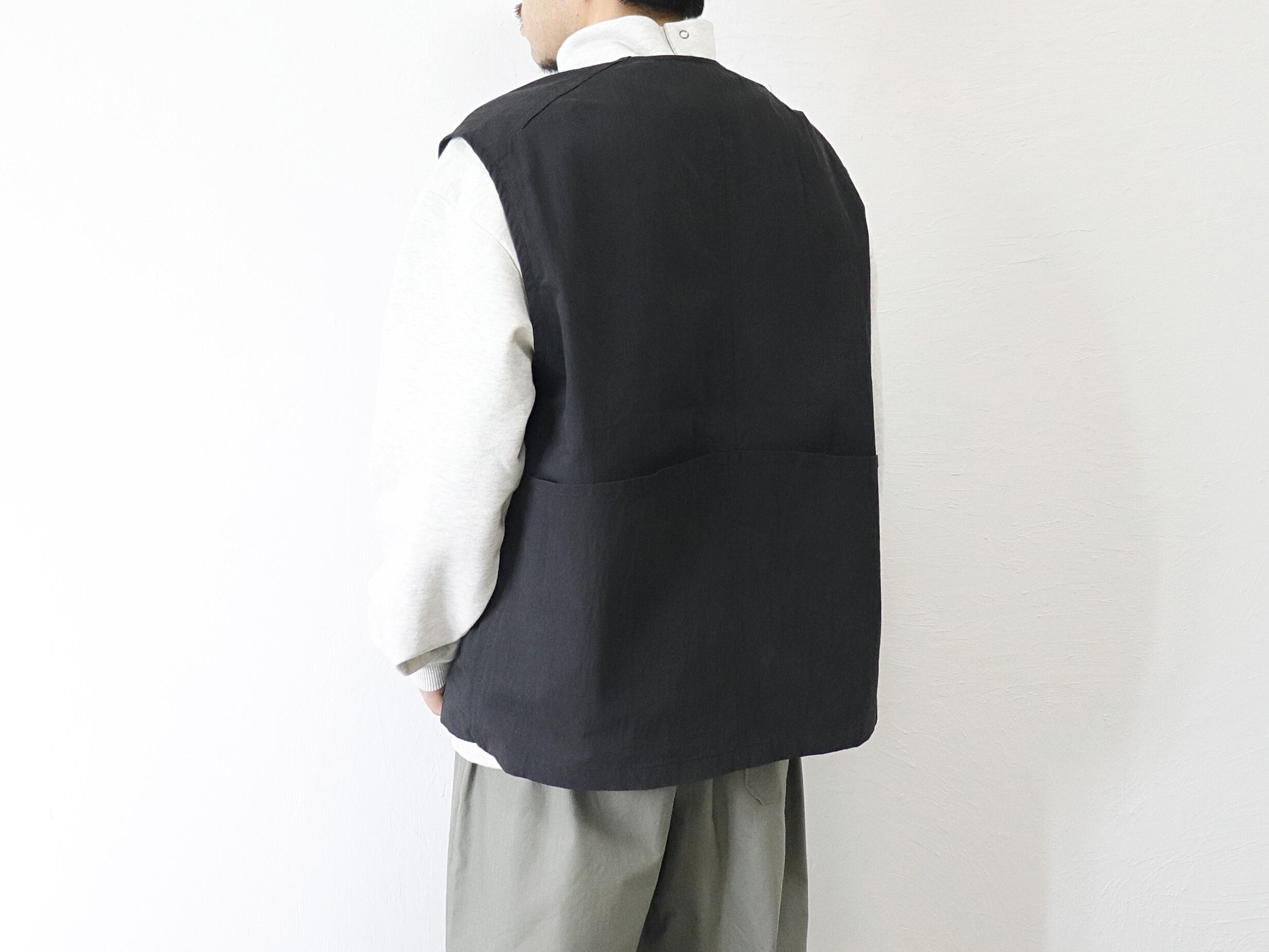 サイズ38/ベストのみ着用