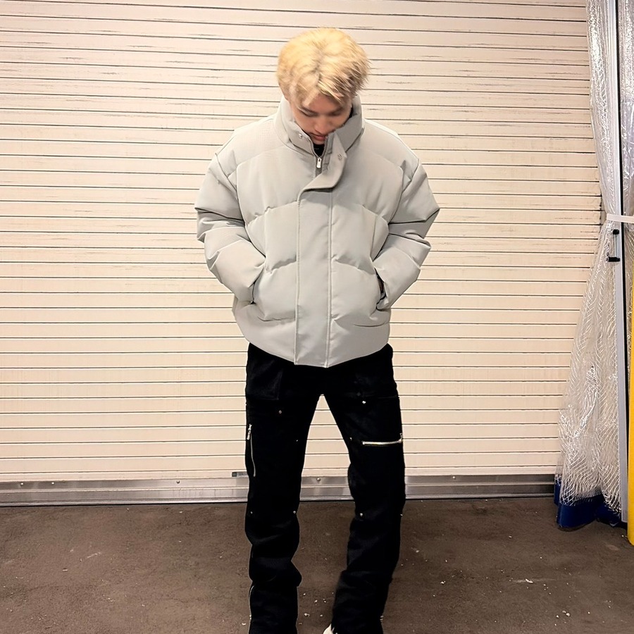 身長181cm体重62.5kg XLサイズ着用